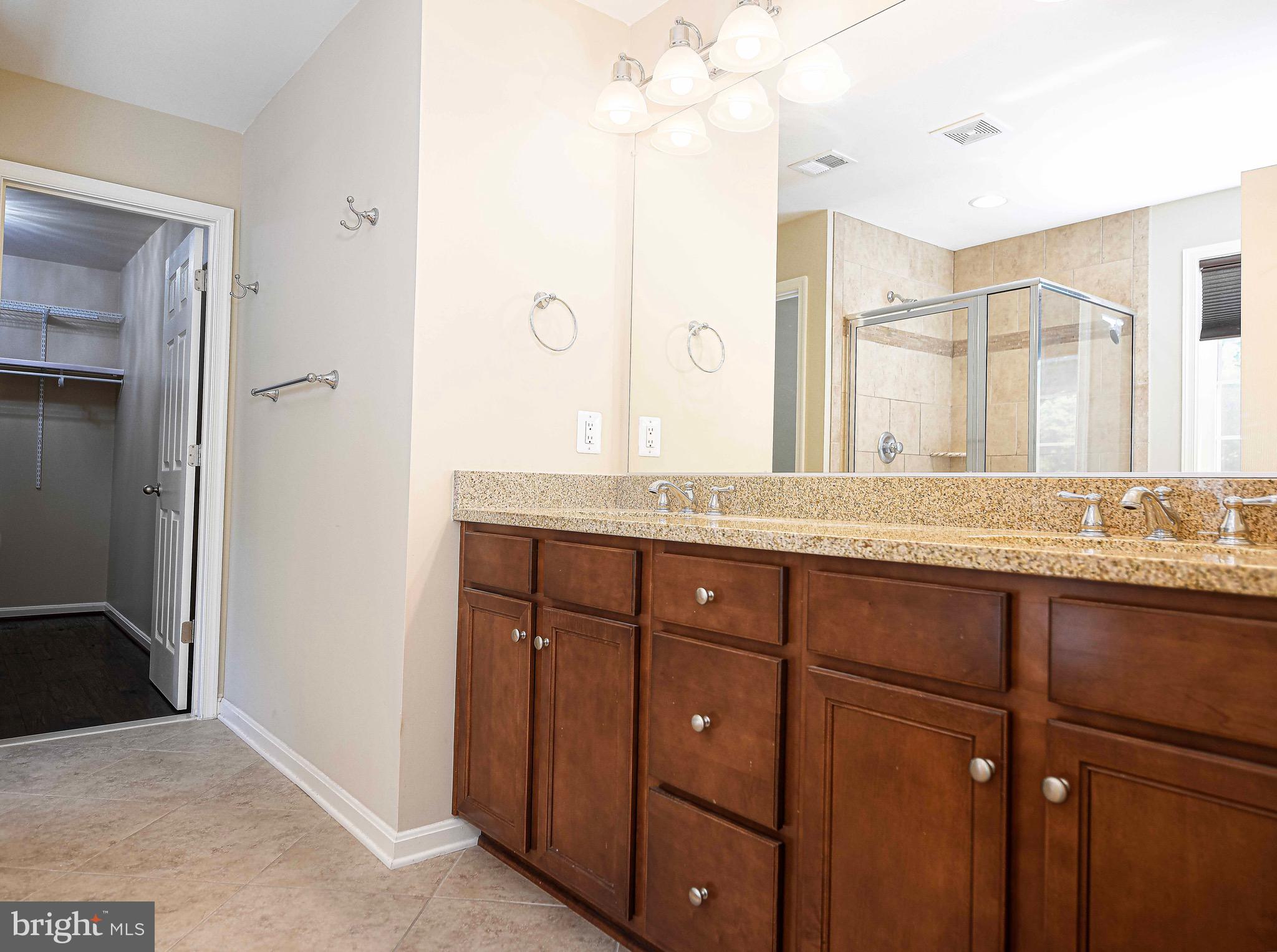 BLAKES LEGACY - Residential