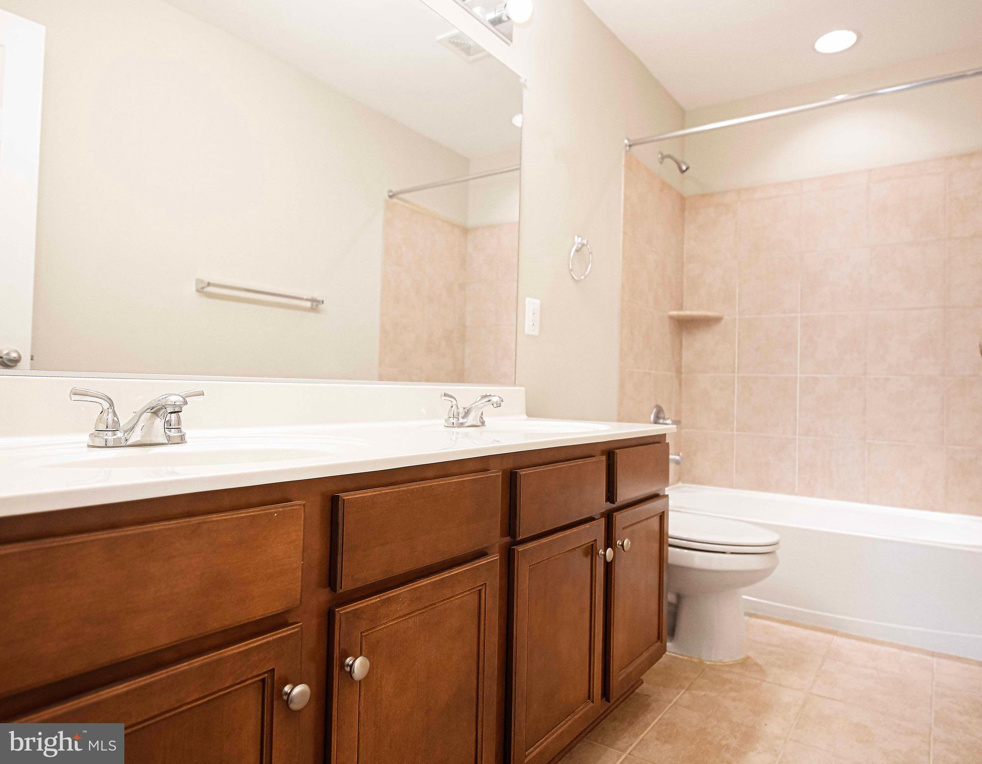 BLAKES LEGACY - Residential