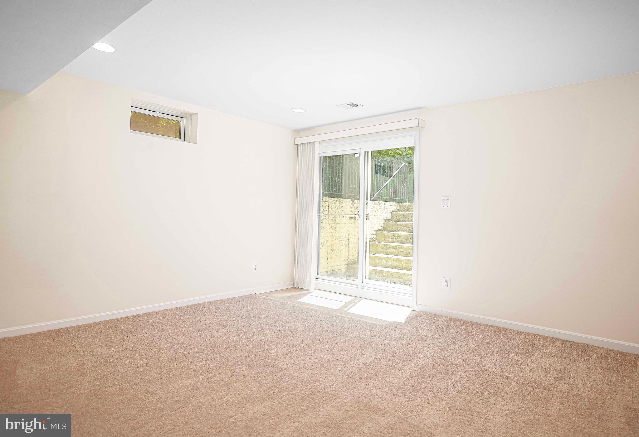 BLAKES LEGACY - Residential