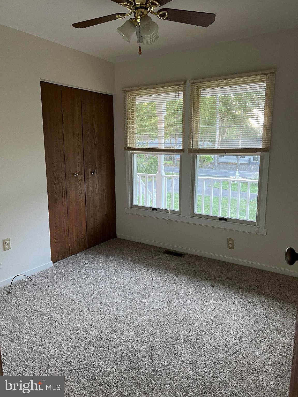 LAKE OF THE WOODS - Residential Lease