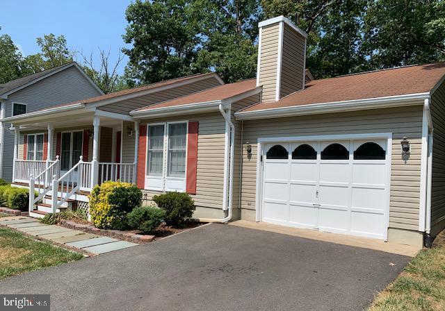 LAKE OF THE WOODS - Residential Lease