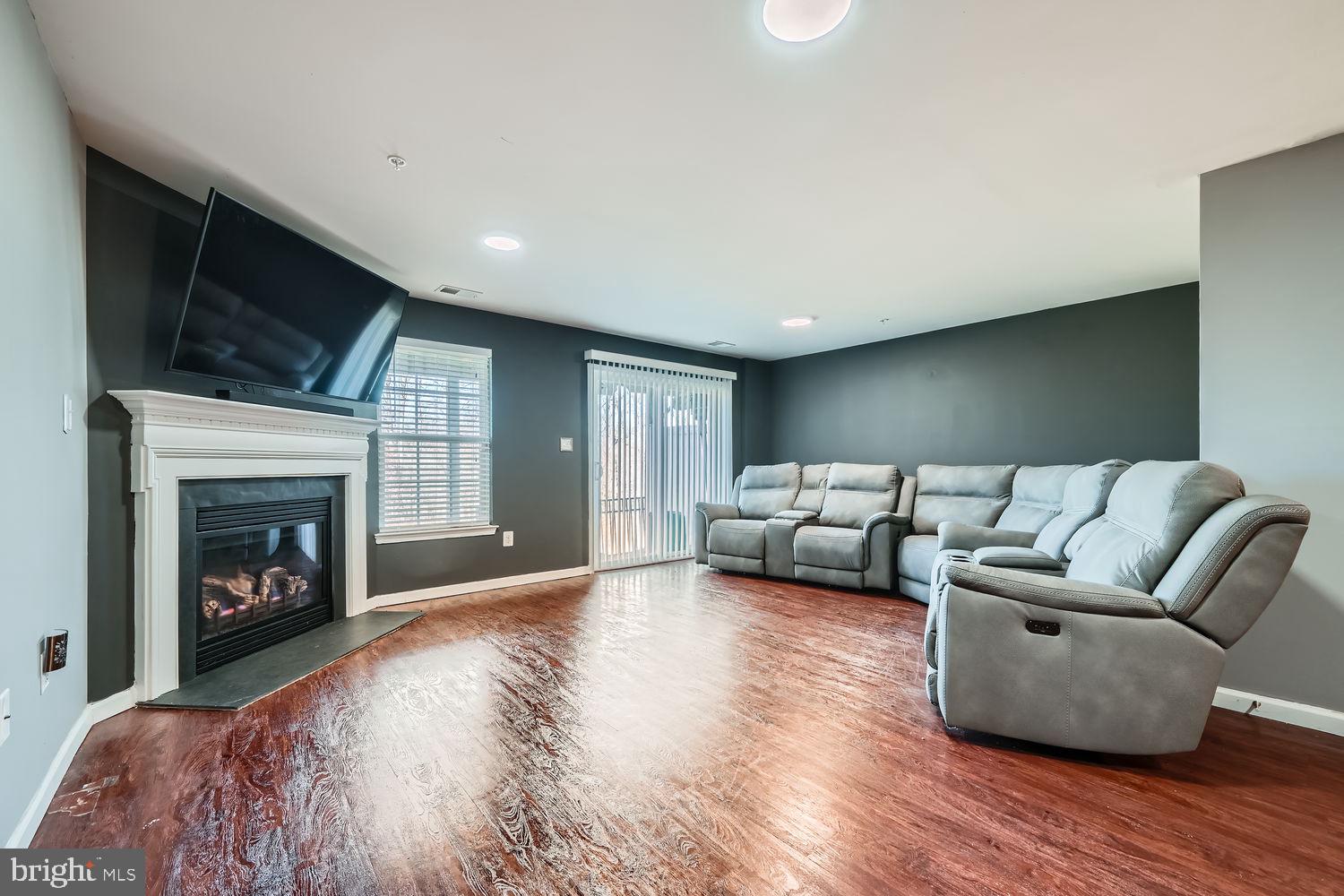 ESPLANADE AT RED RUN - Residential