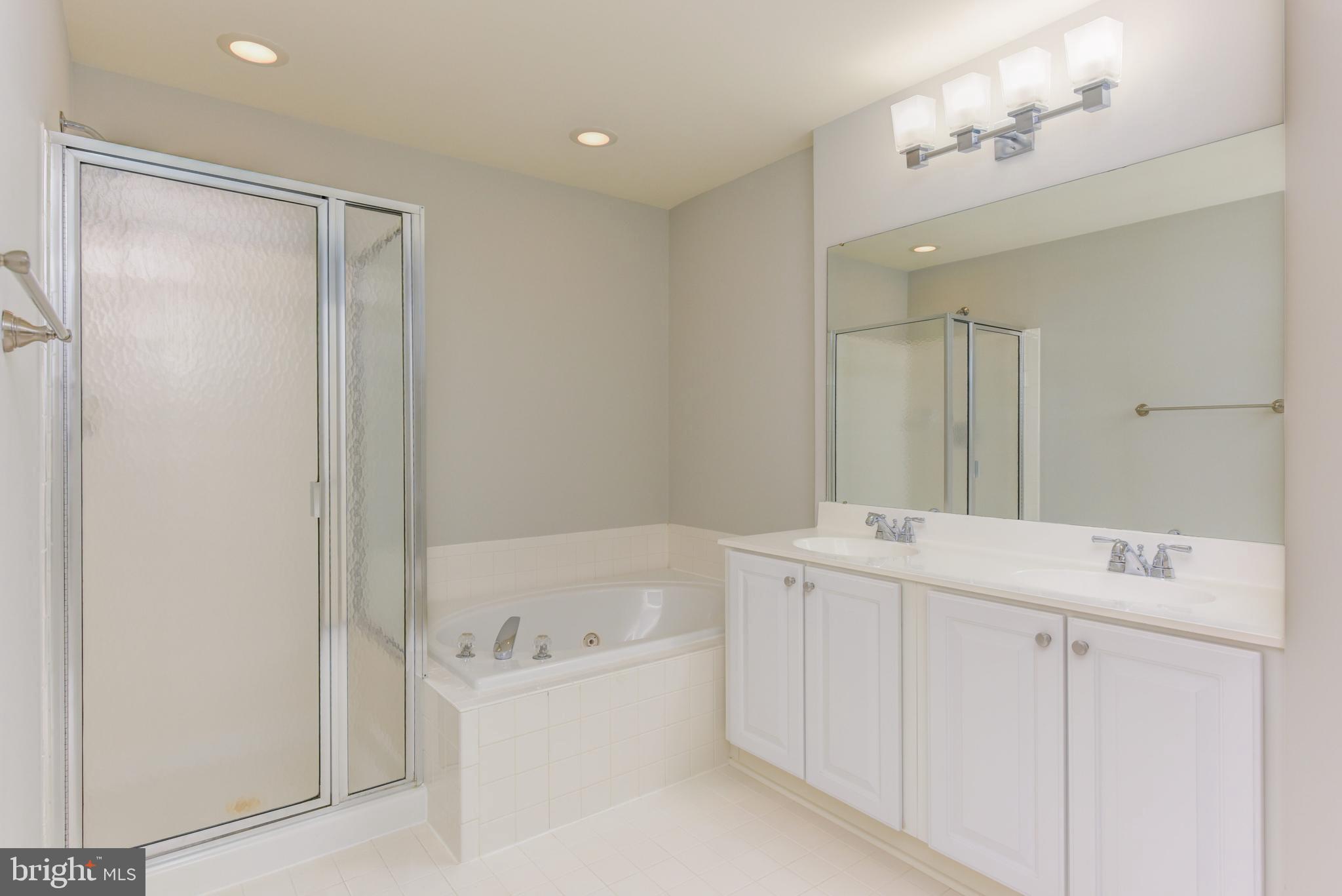 OLD TOWN GREENS - Residential