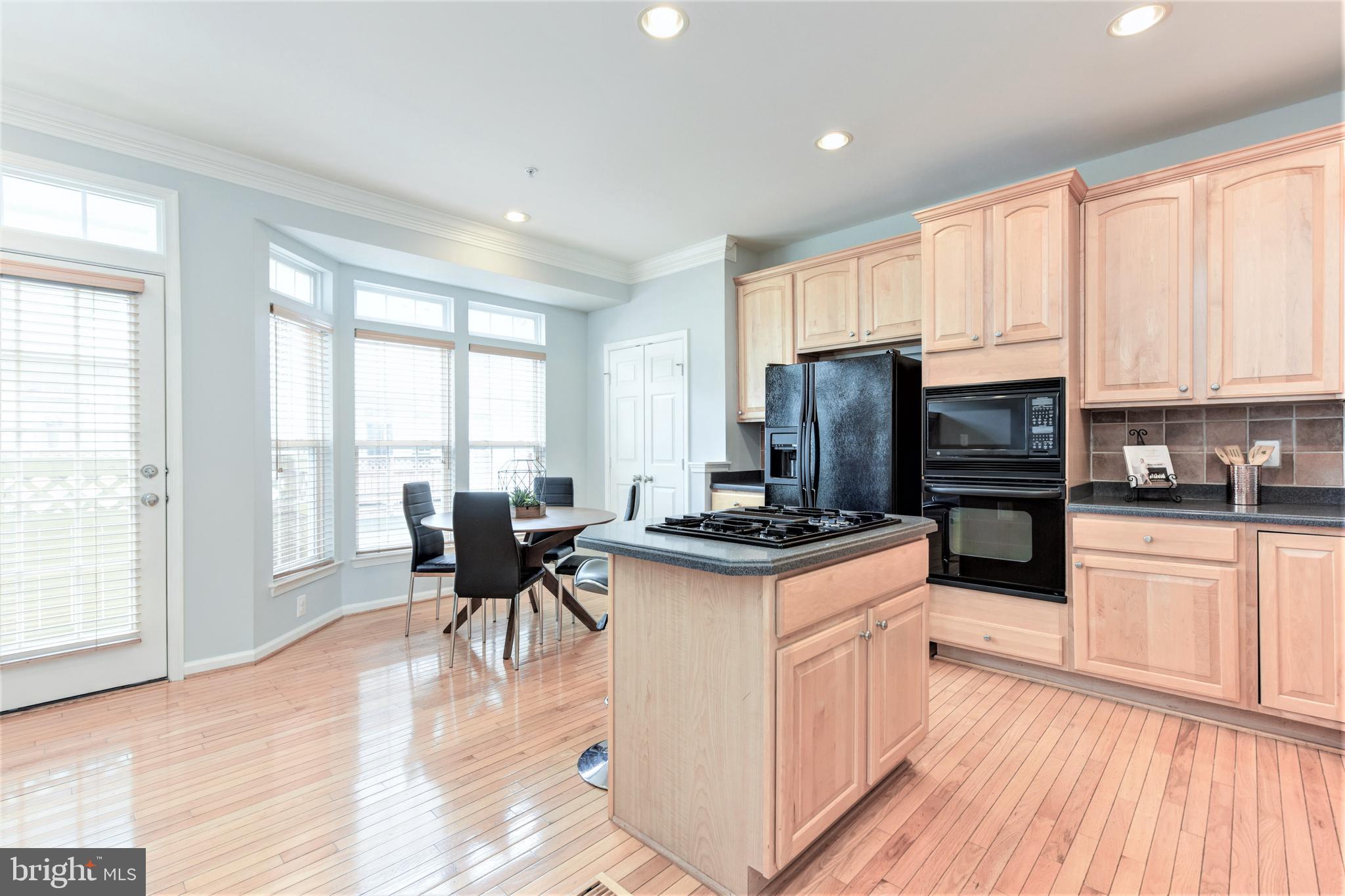 OLD TOWN GREENS - Residential