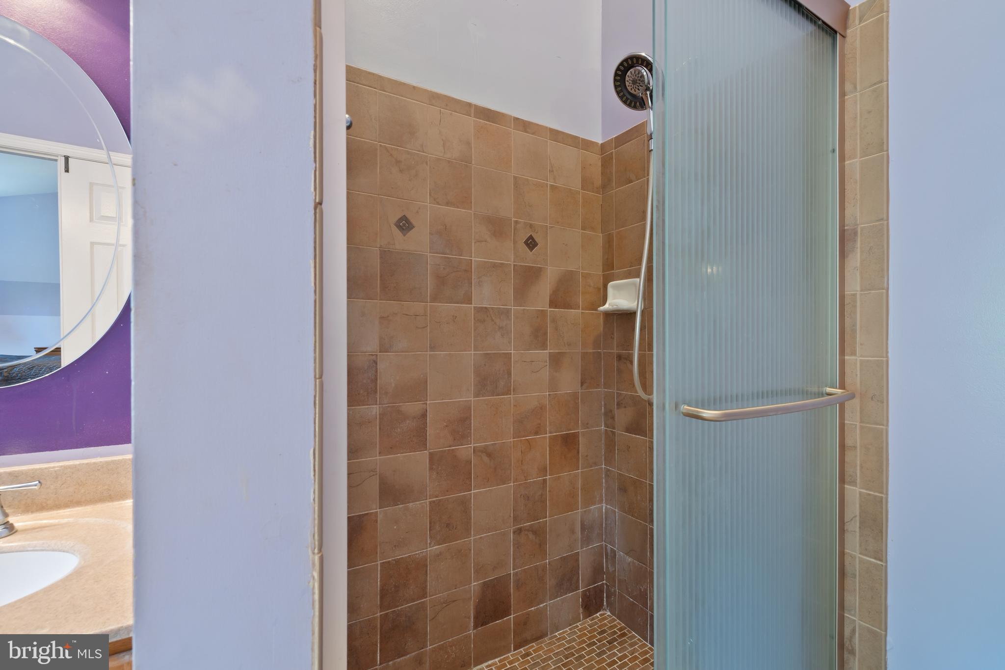 SOUTH HAMPTON - Residential