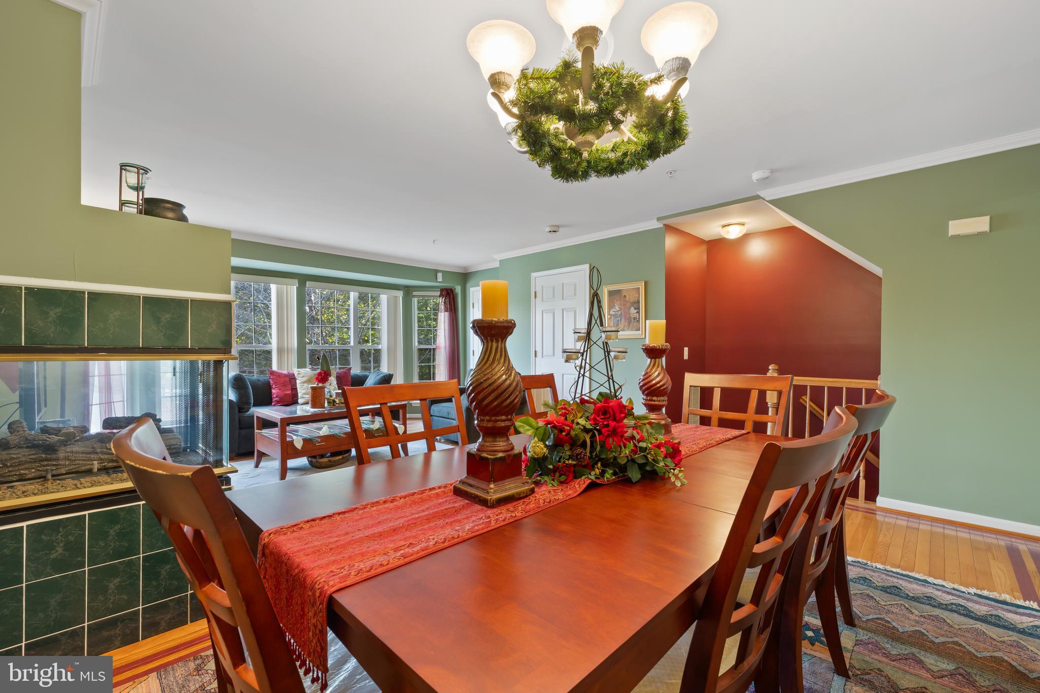 SOUTH HAMPTON - Residential