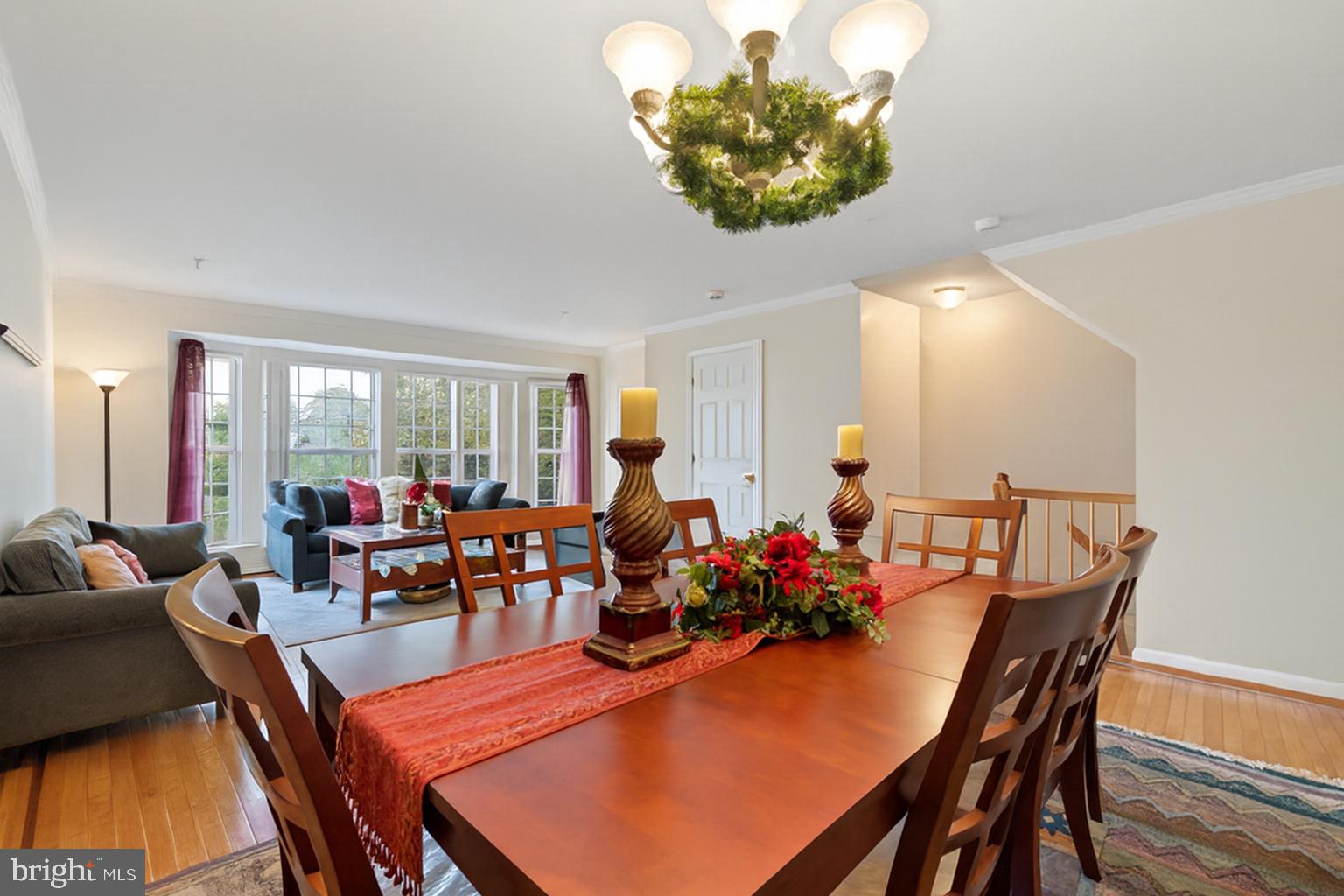 SOUTH HAMPTON - Residential