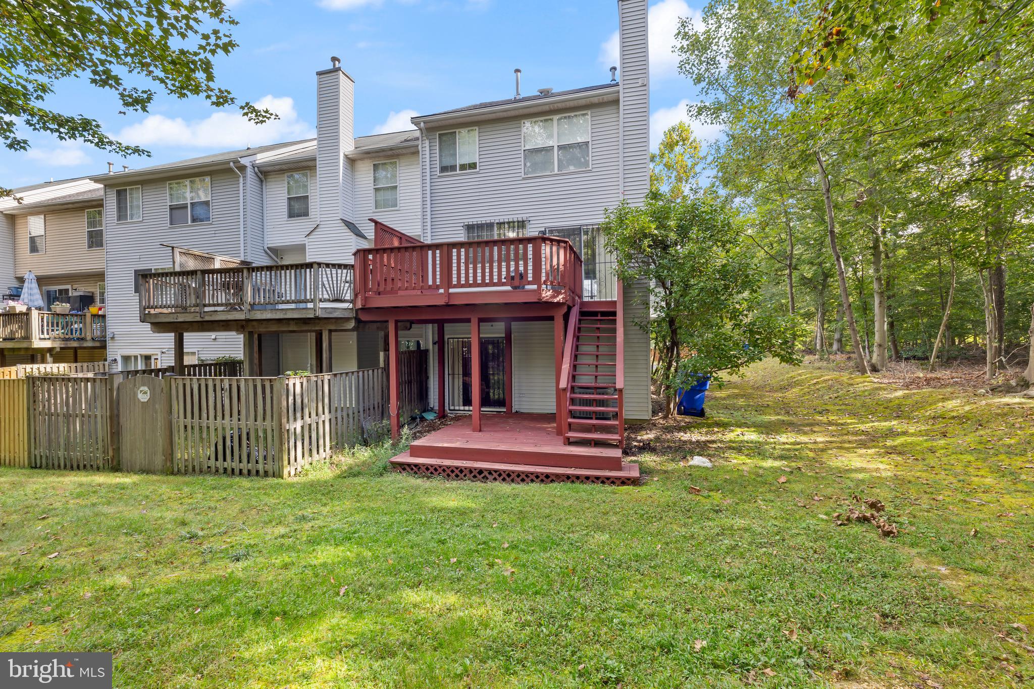 SOUTH HAMPTON - Residential