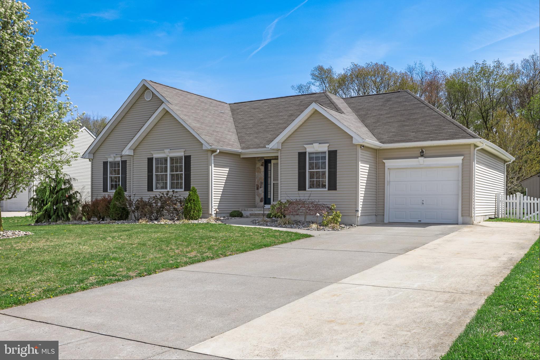 1279 LIVIA LANE