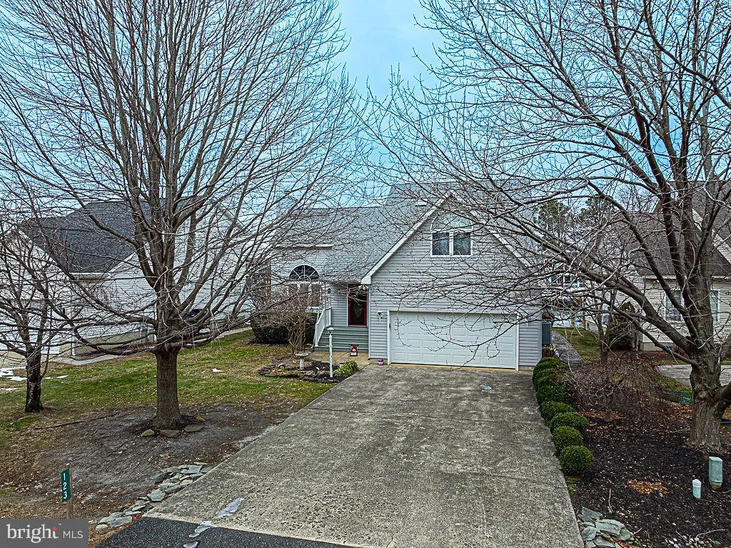 Ocean Pines, Maryland 21811, United States, 3 Bedrooms Bedrooms, ,3 BathroomsBathrooms,Residential,Contingent,16512