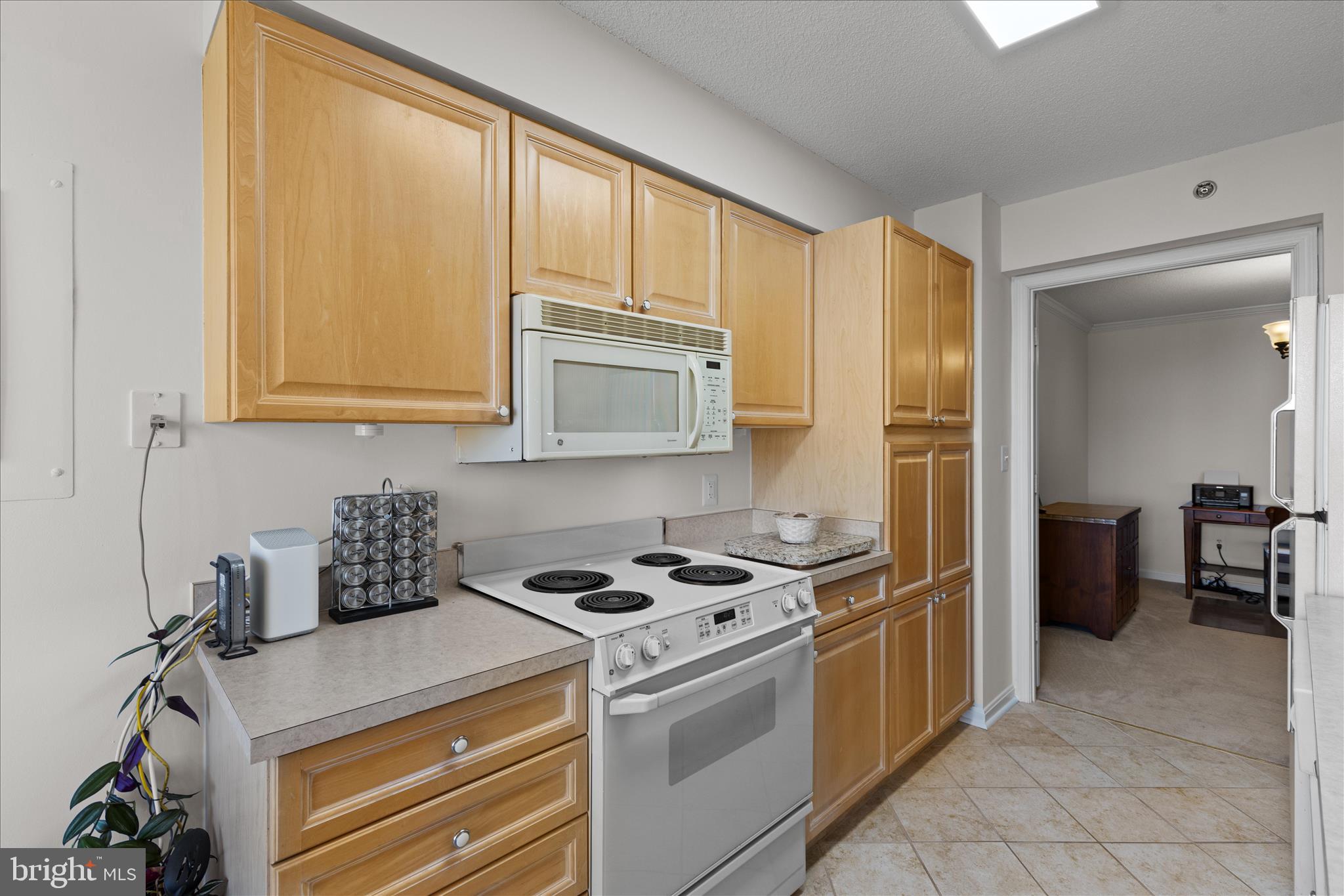 LANSDOWNE WOODS - Residential