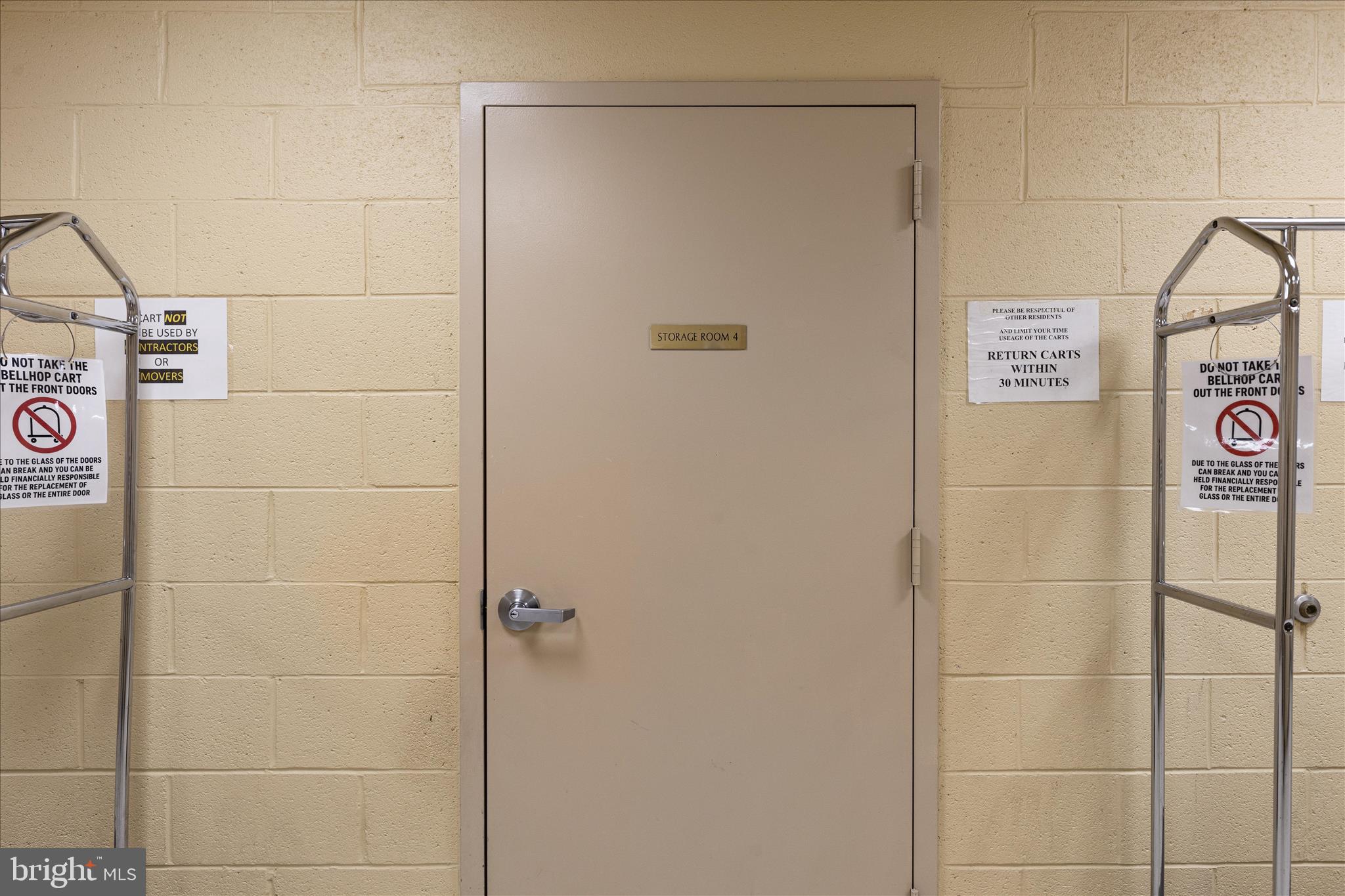 LANSDOWNE WOODS - Residential