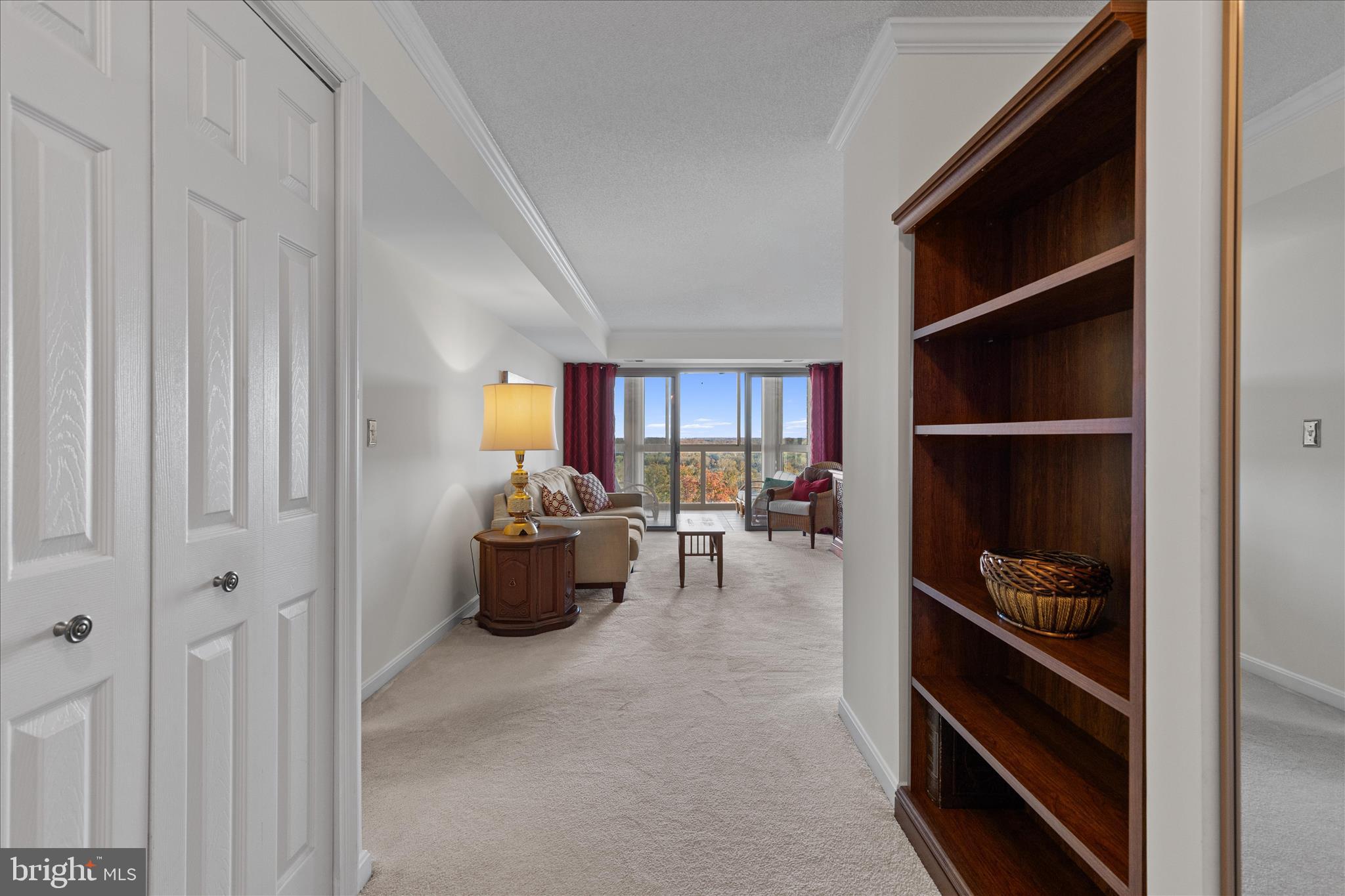 LANSDOWNE WOODS - Residential