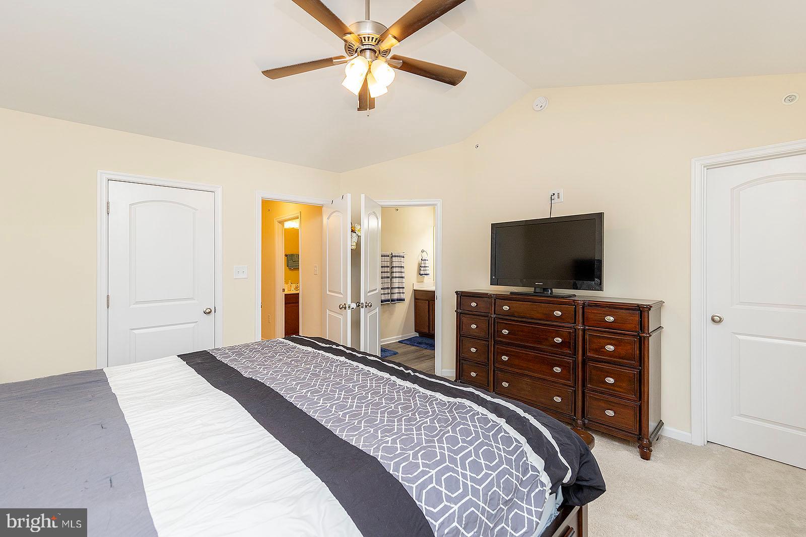 HERITAGE HILLS - Residential