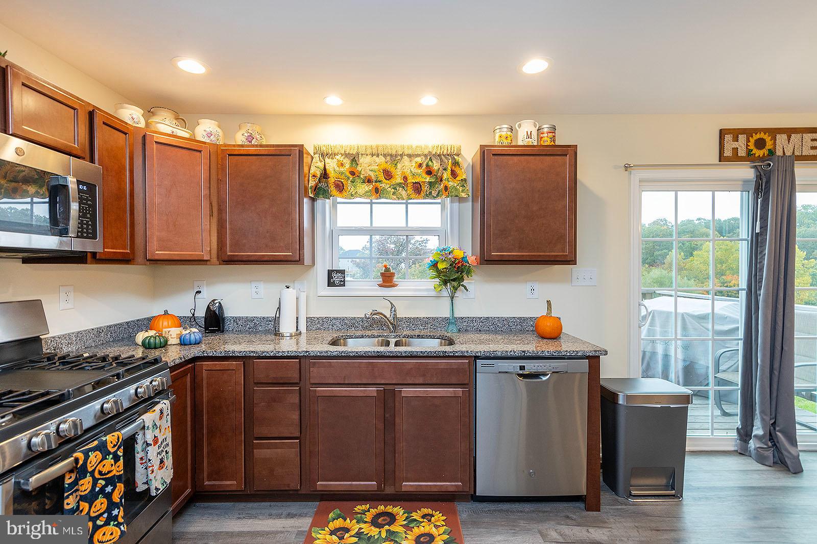 HERITAGE HILLS - Residential