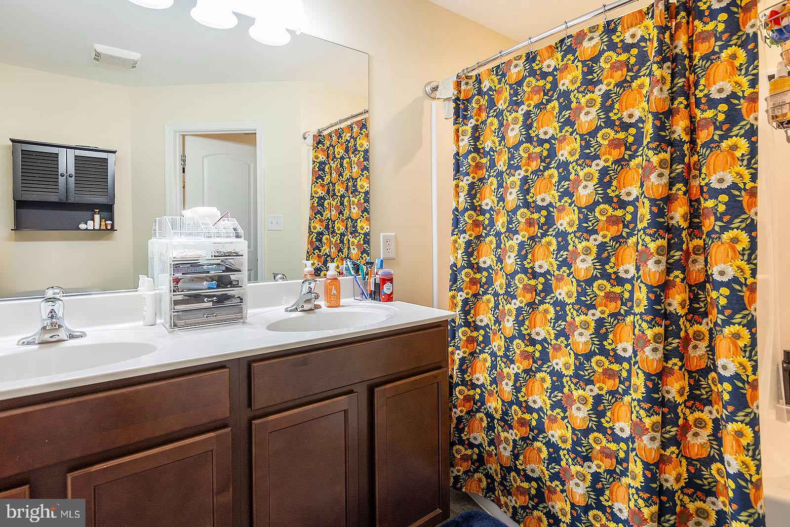 HERITAGE HILLS - Residential