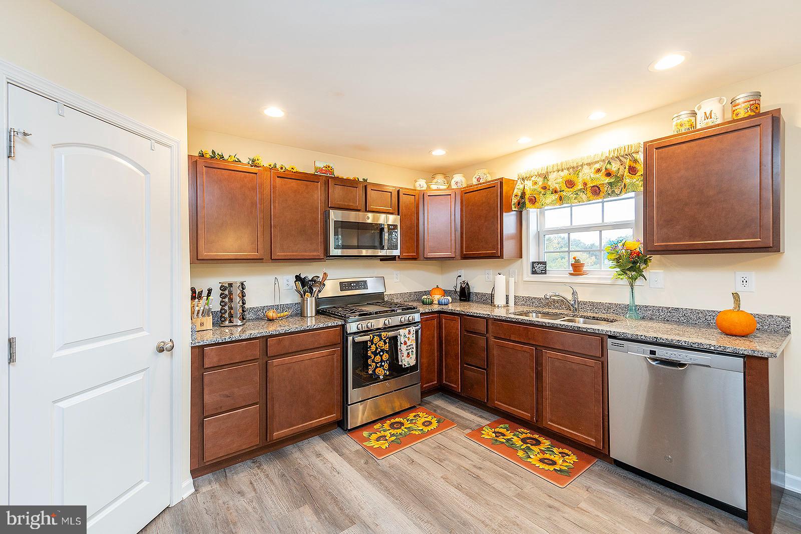 HERITAGE HILLS - Residential