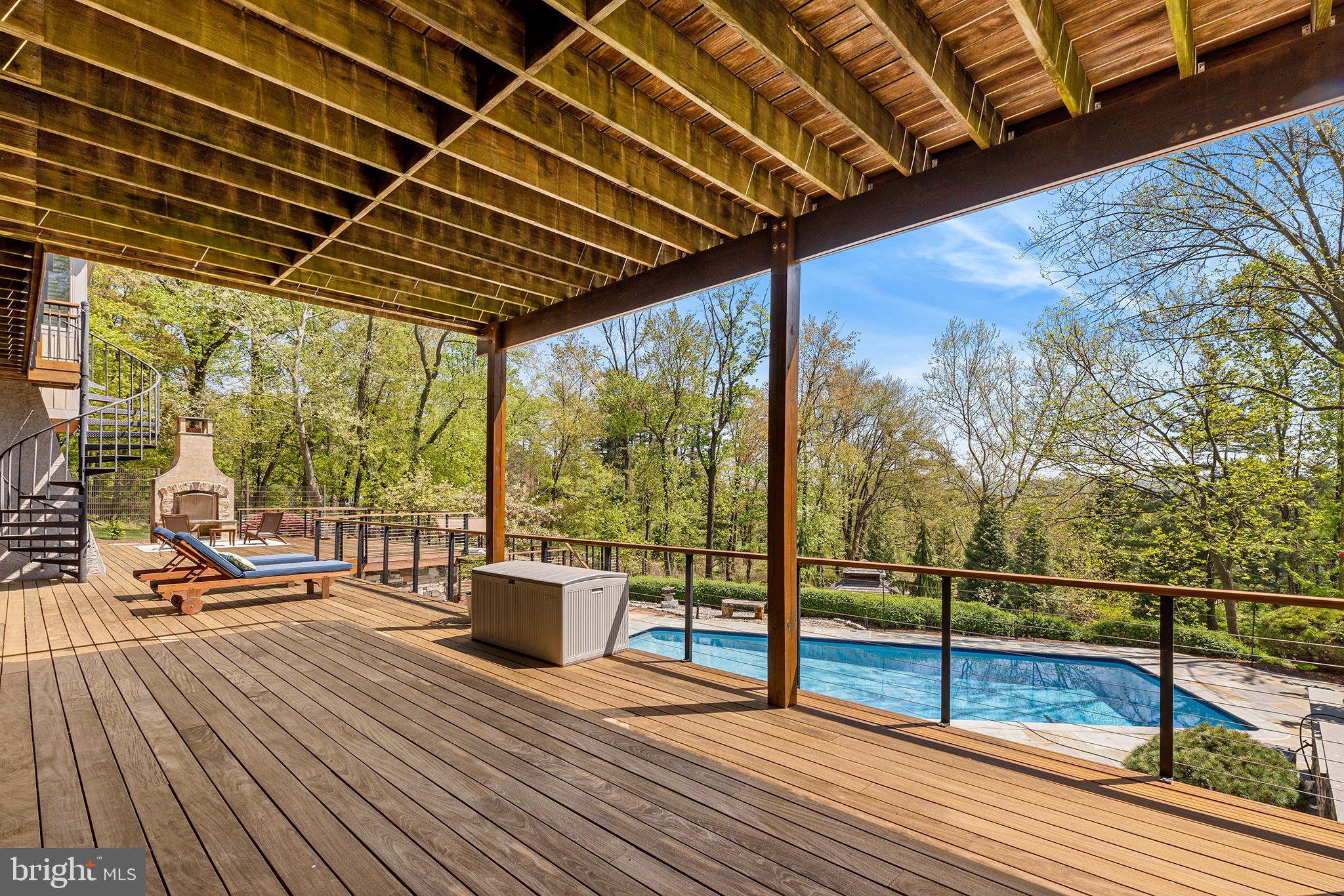 YELLOW SPRINGS EST - Residential