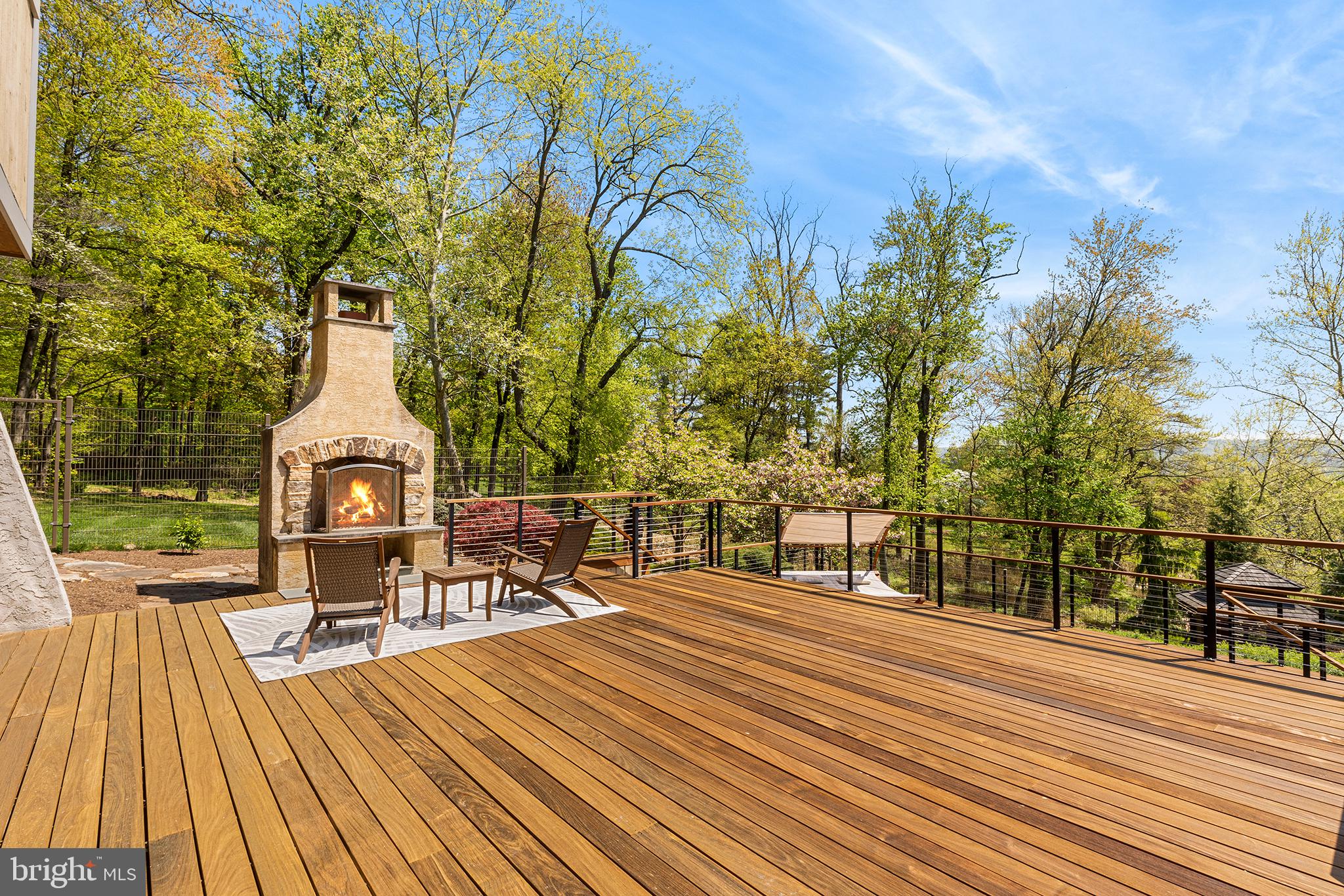 YELLOW SPRINGS EST - Residential