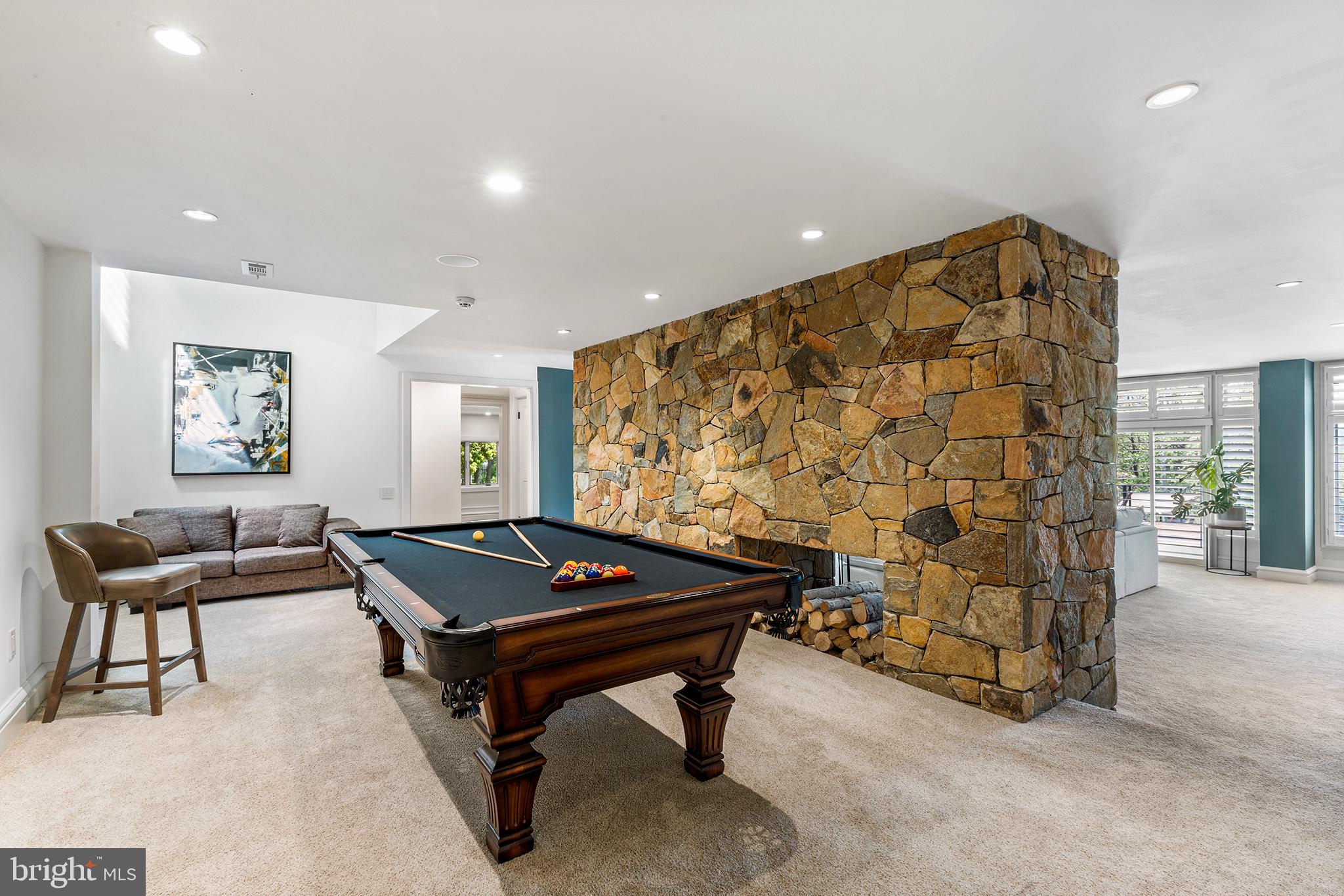 YELLOW SPRINGS EST - Residential