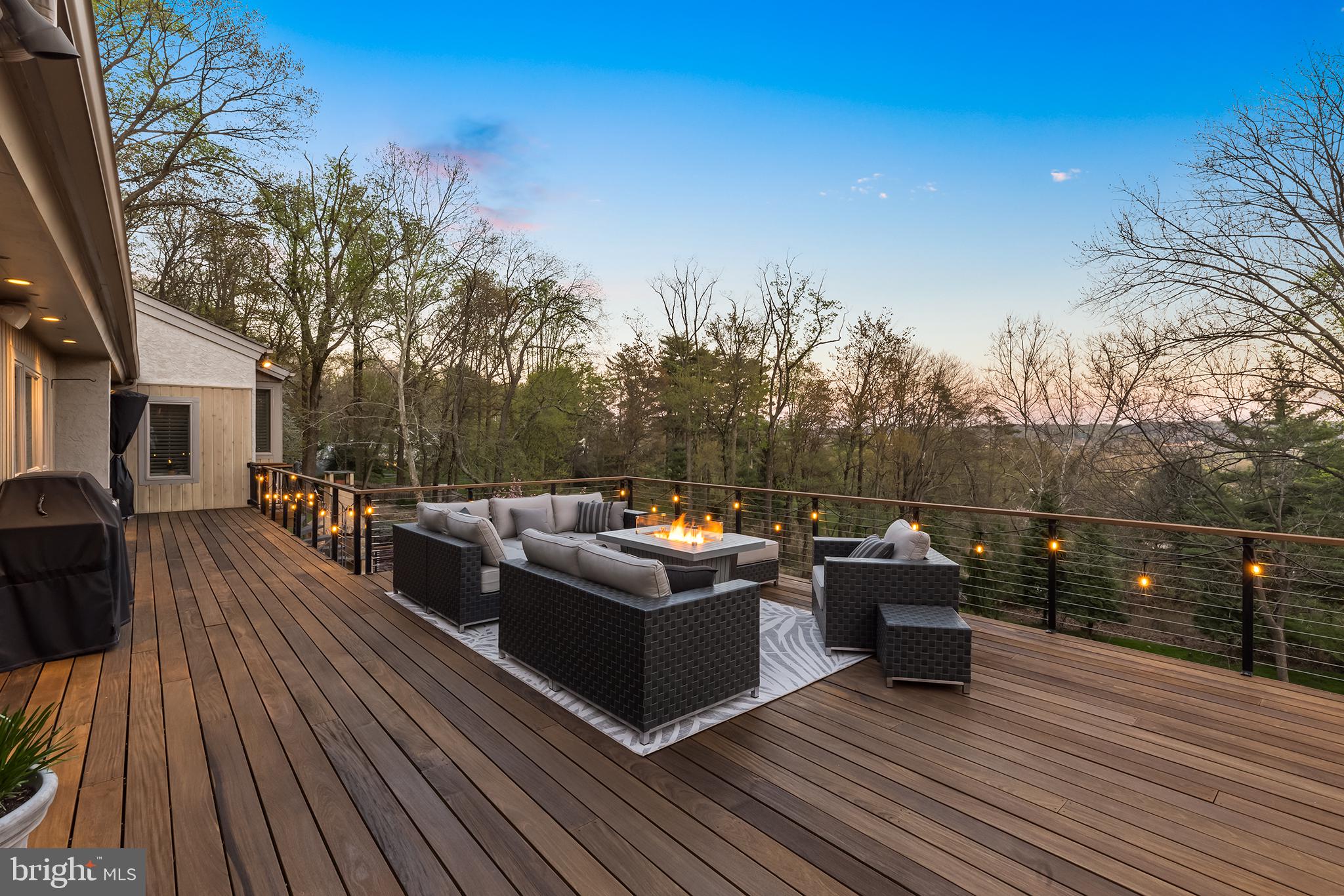 YELLOW SPRINGS EST - Residential