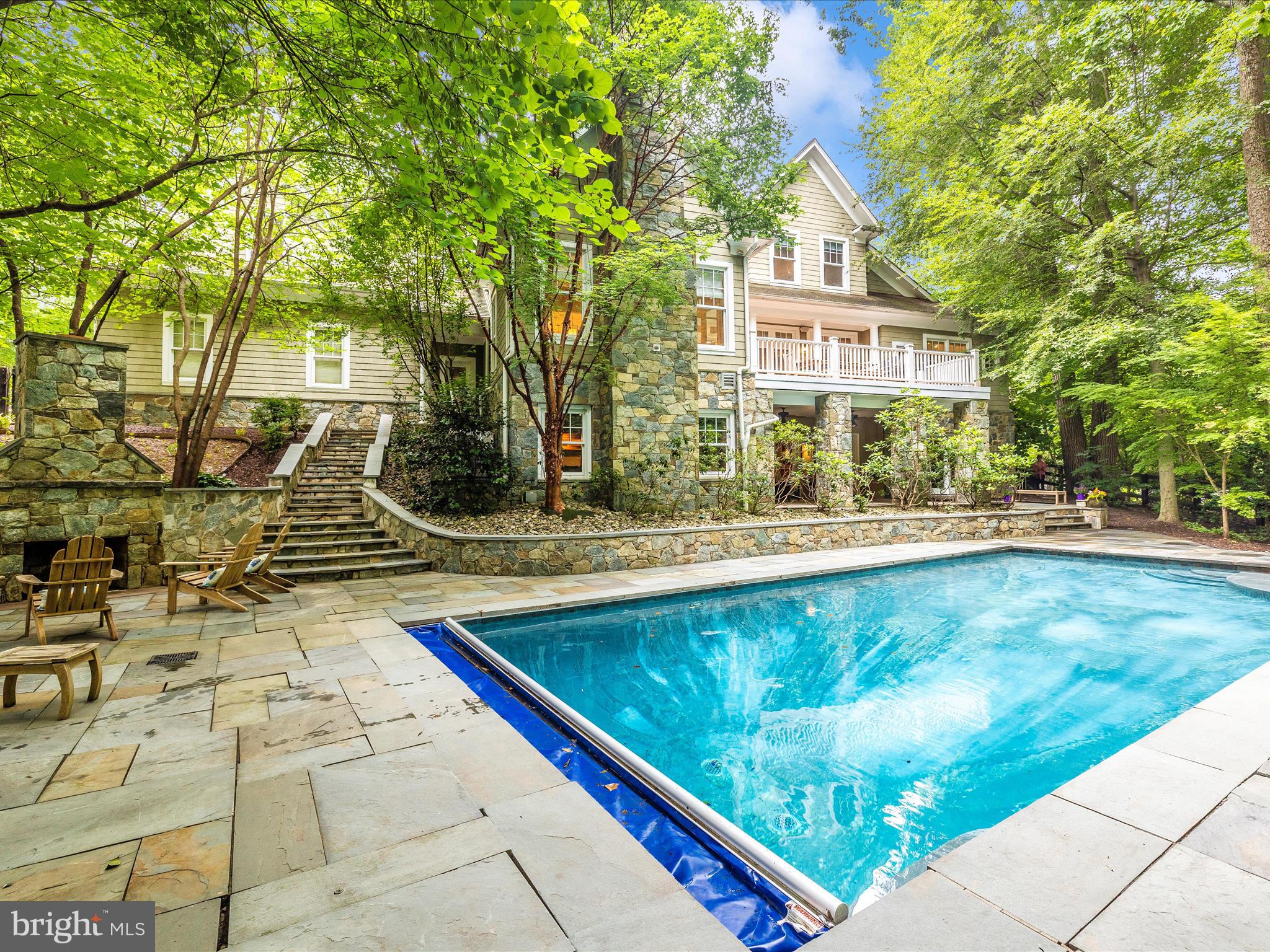 MERRY GO ROUND FARM - Residential