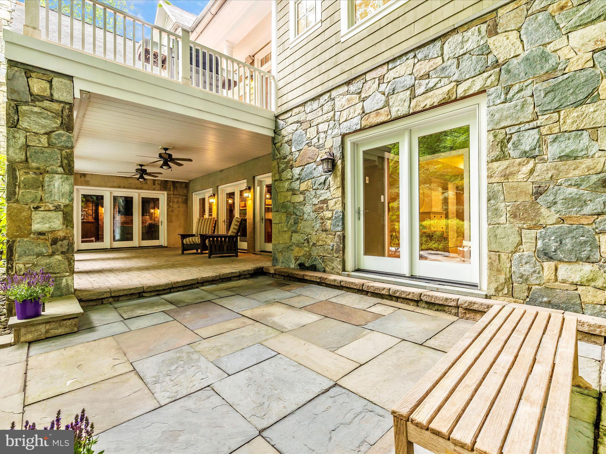 MERRY GO ROUND FARM - Residential