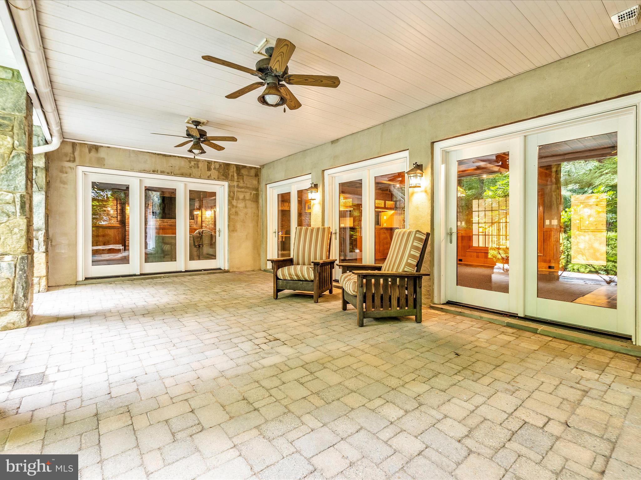 MERRY GO ROUND FARM - Residential