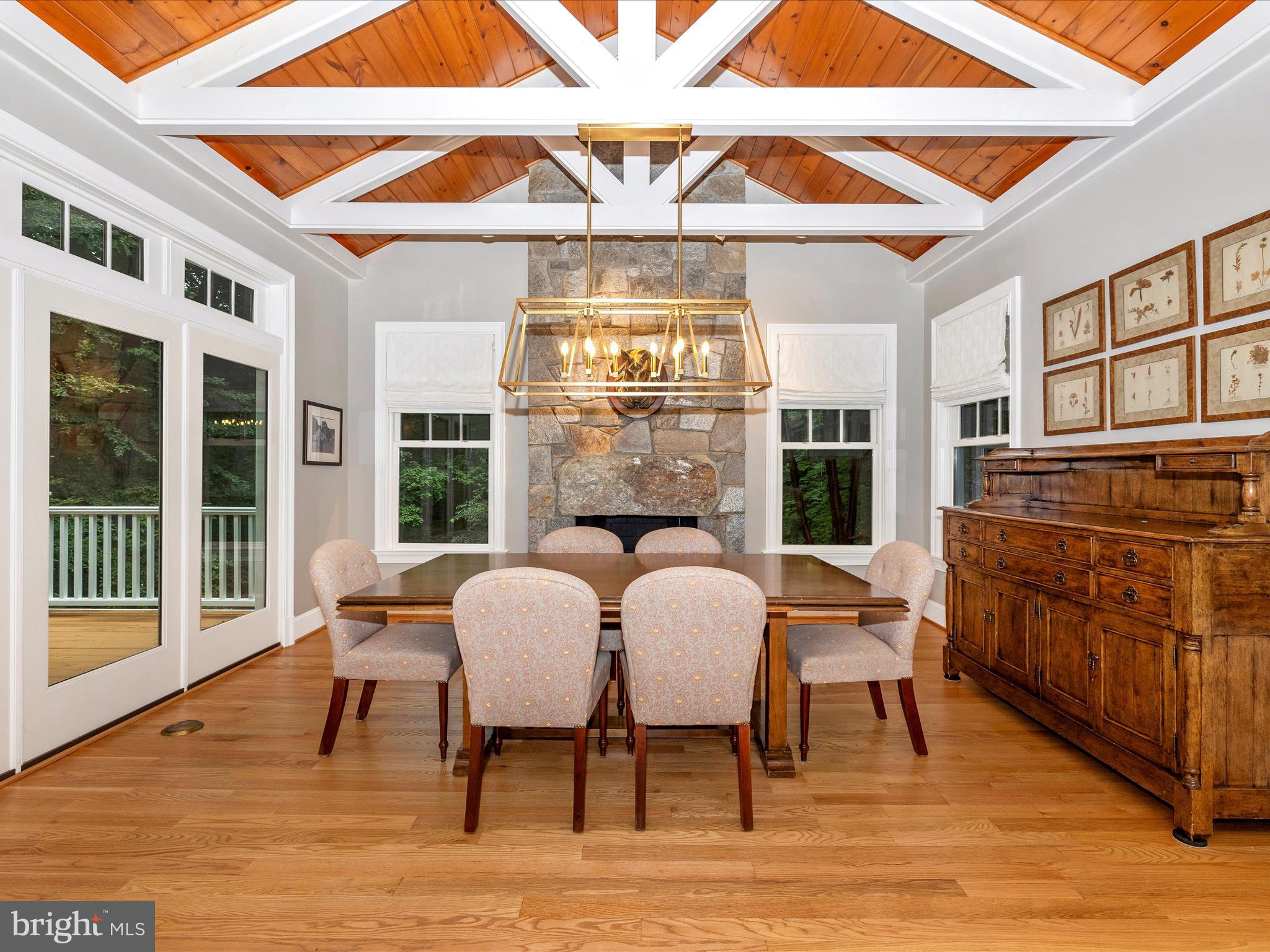 MERRY GO ROUND FARM - Residential