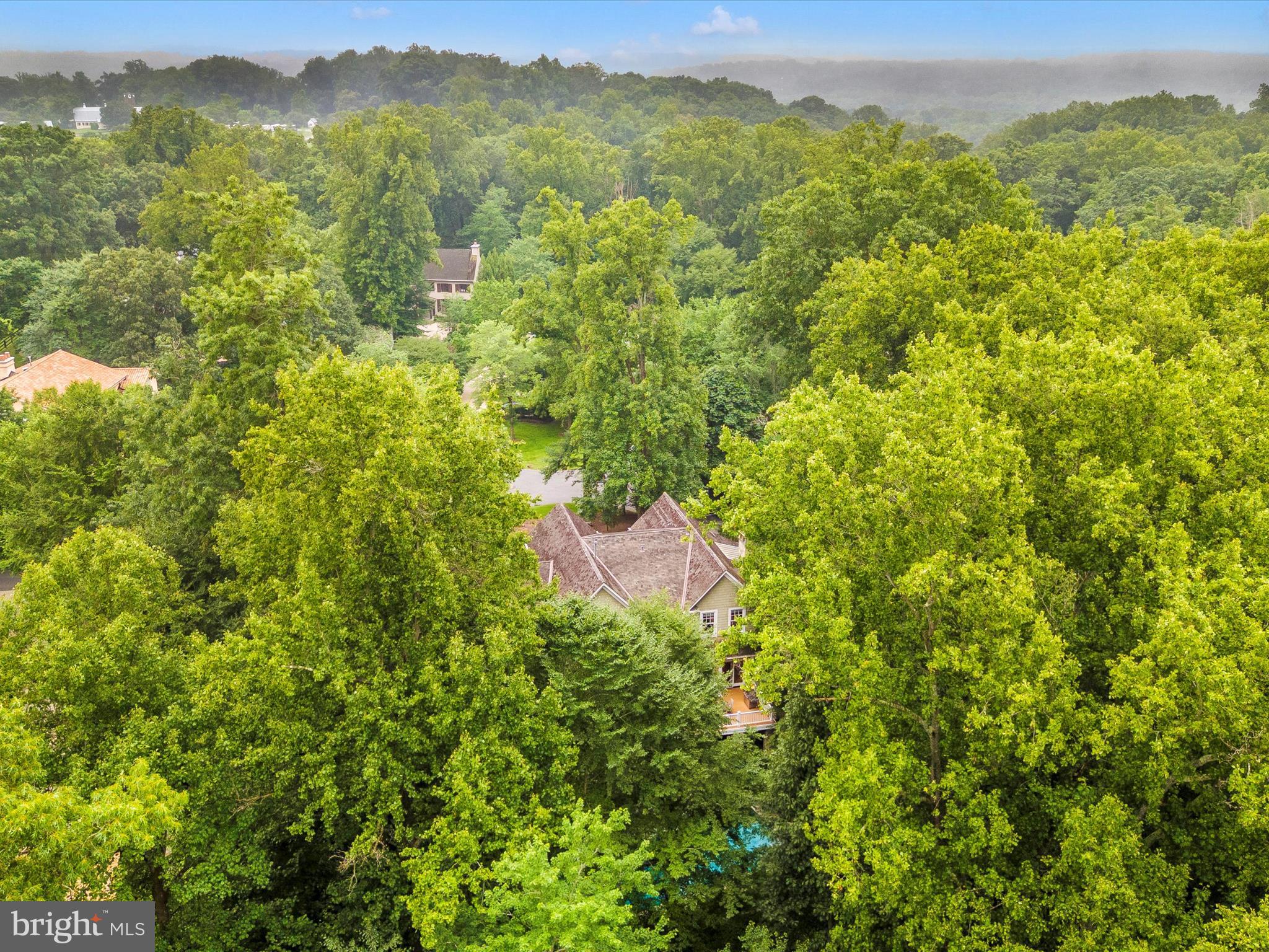 MERRY GO ROUND FARM - Residential