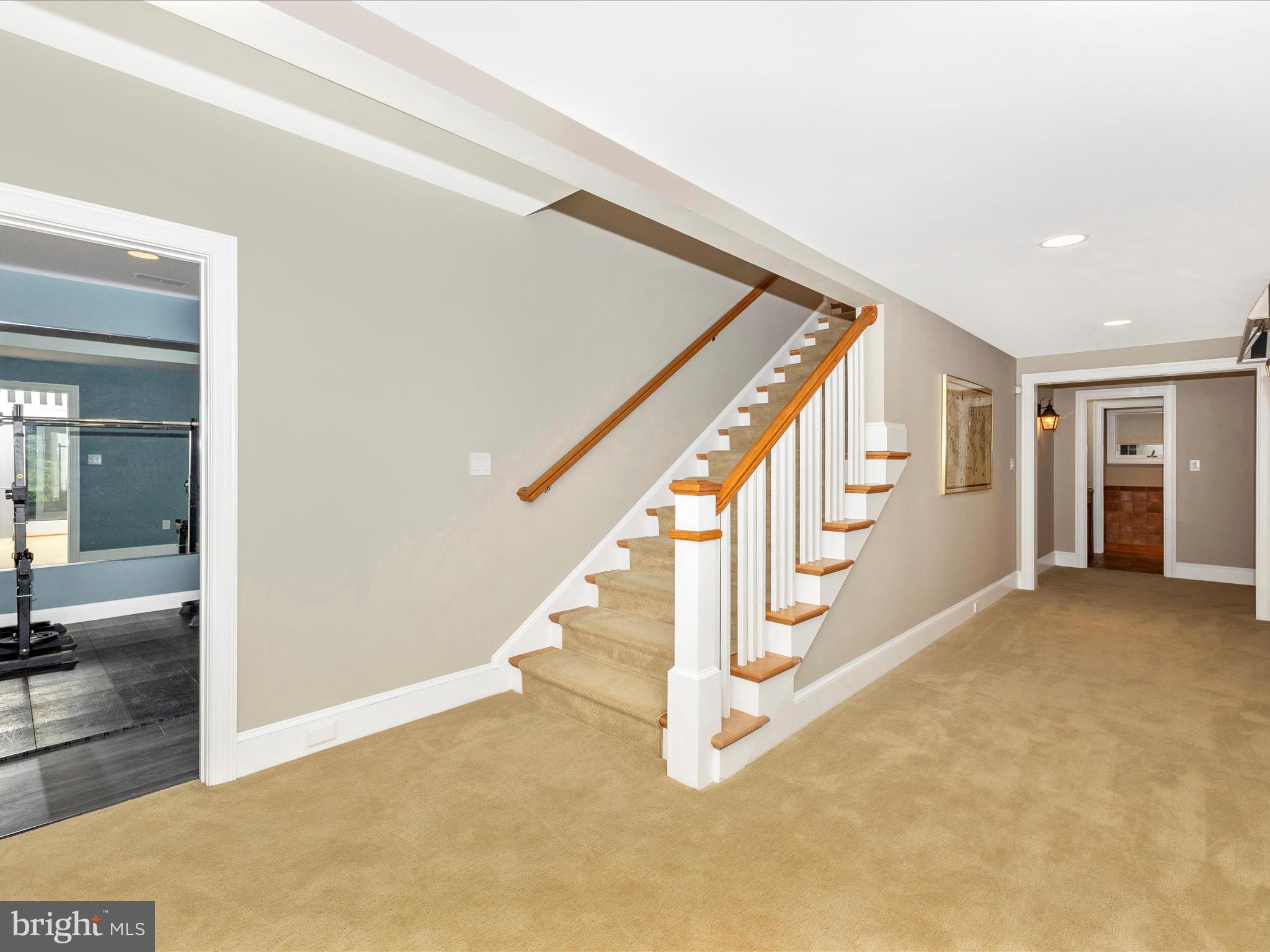 MERRY GO ROUND FARM - Residential