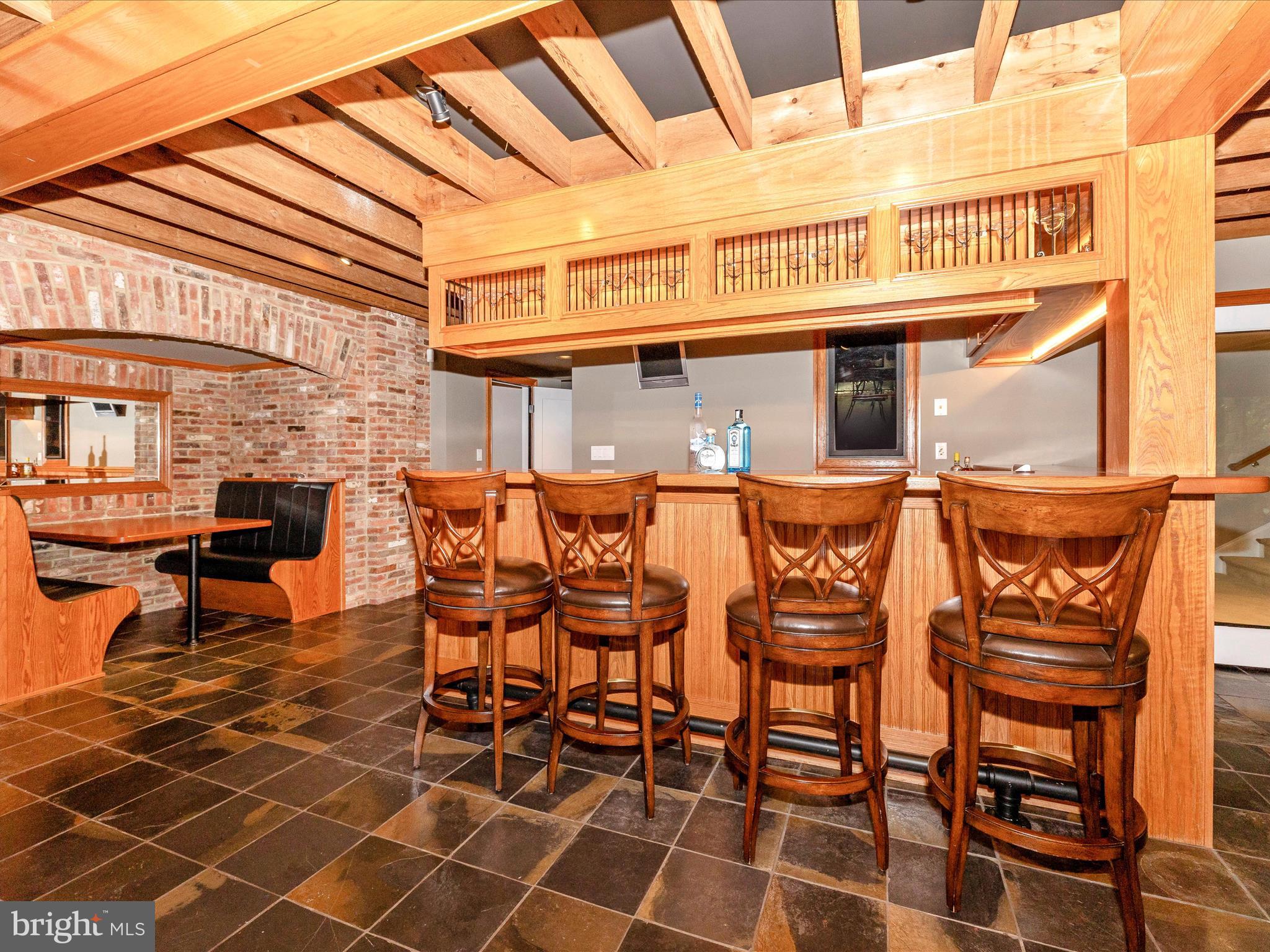 MERRY GO ROUND FARM - Residential