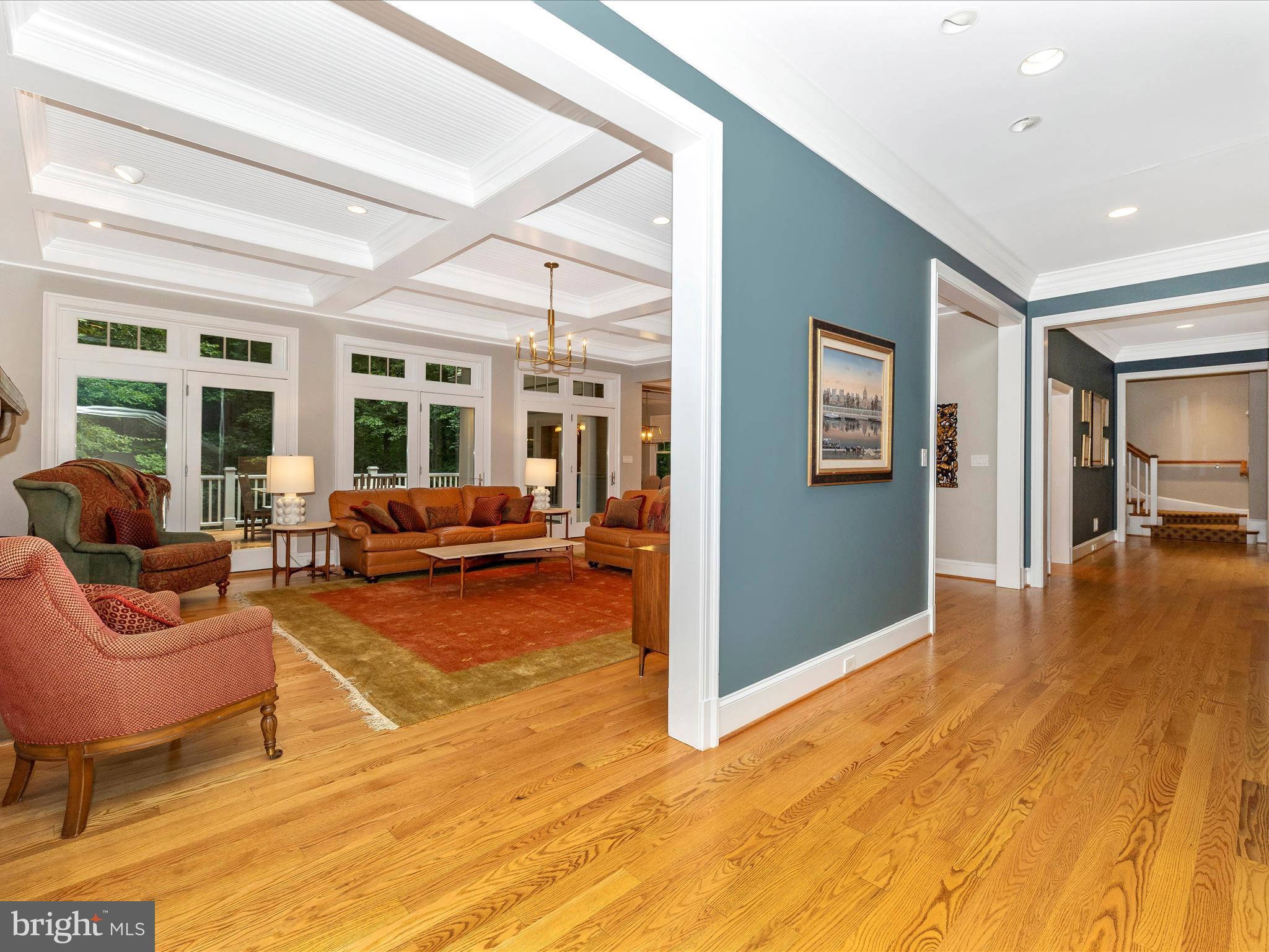 MERRY GO ROUND FARM - Residential