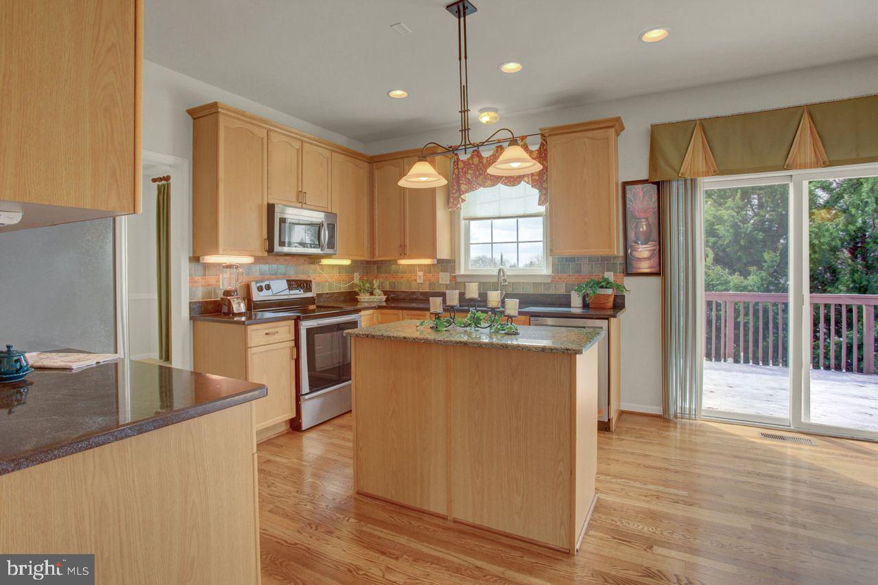 SADDLE RIDGE - Residential