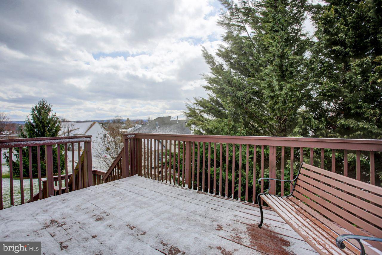 SADDLE RIDGE - Residential