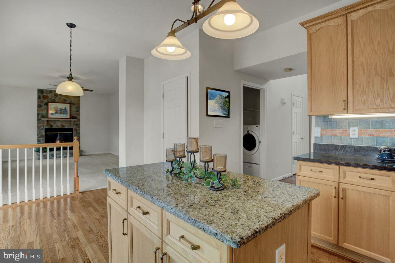 SADDLE RIDGE - Residential