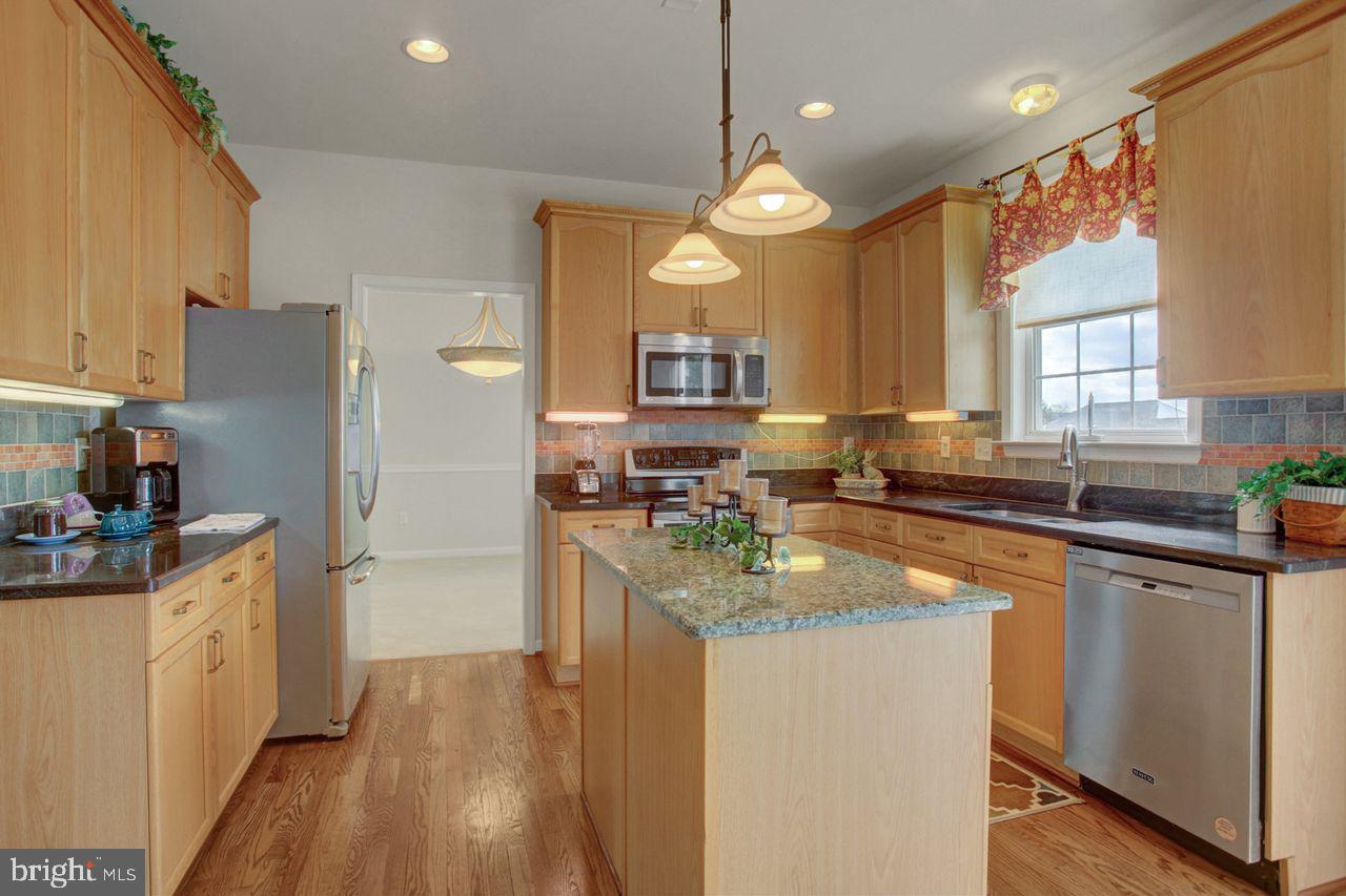 SADDLE RIDGE - Residential