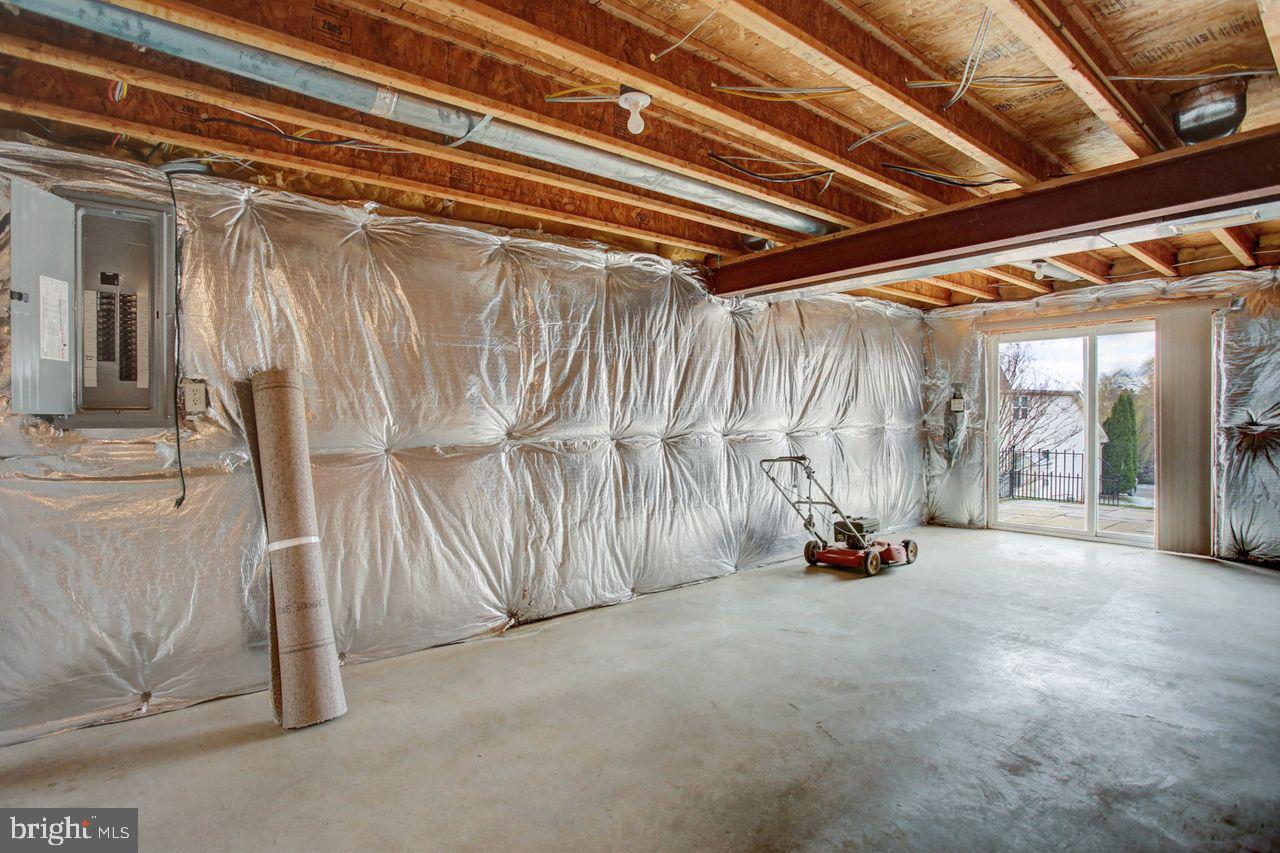 SADDLE RIDGE - Residential