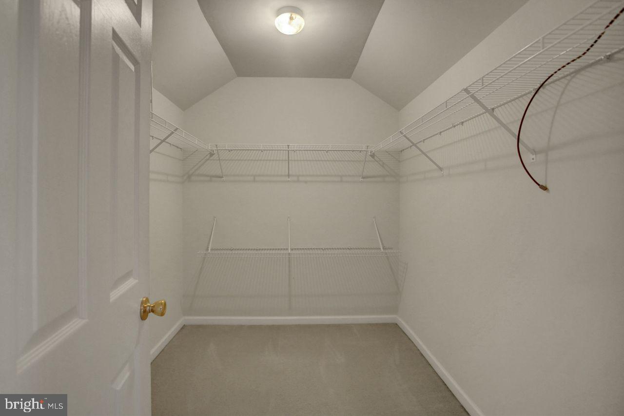 SADDLE RIDGE - Residential