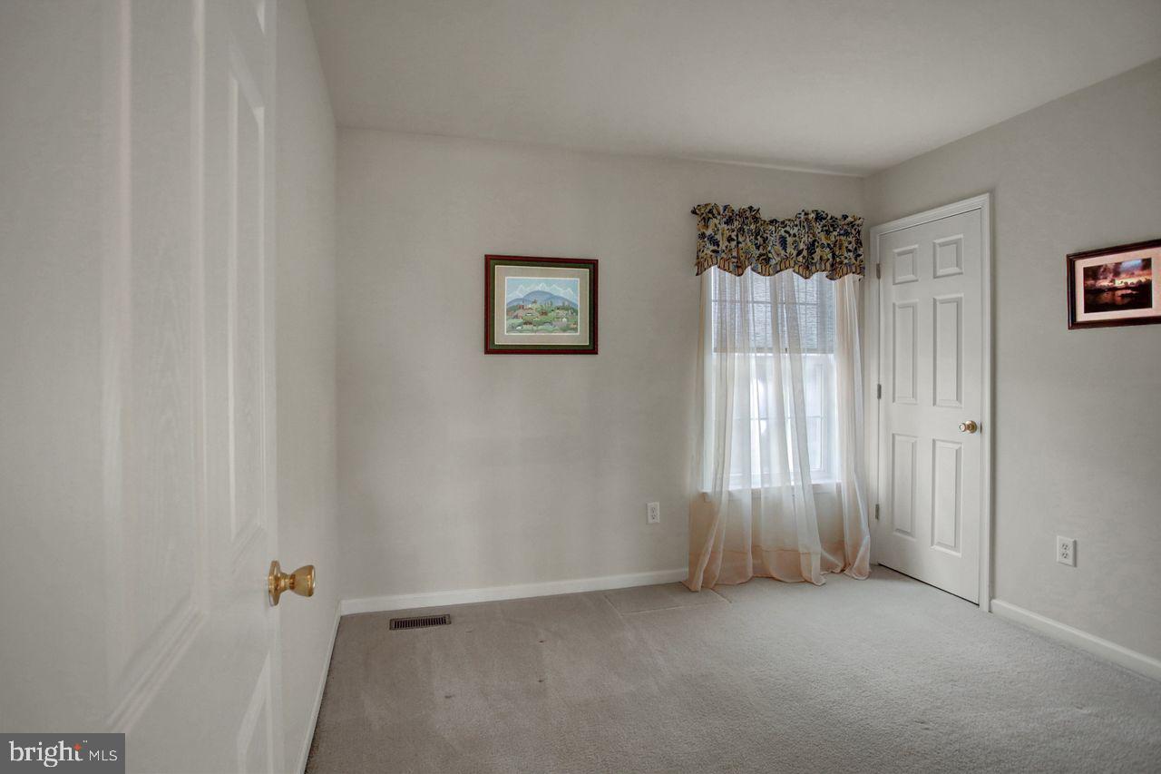 SADDLE RIDGE - Residential