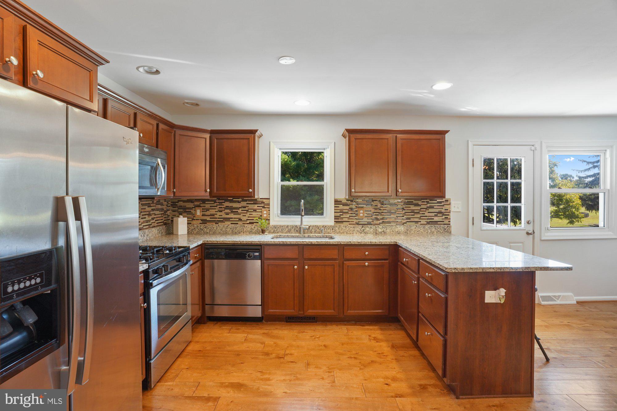 CLOVERDALE - Residential