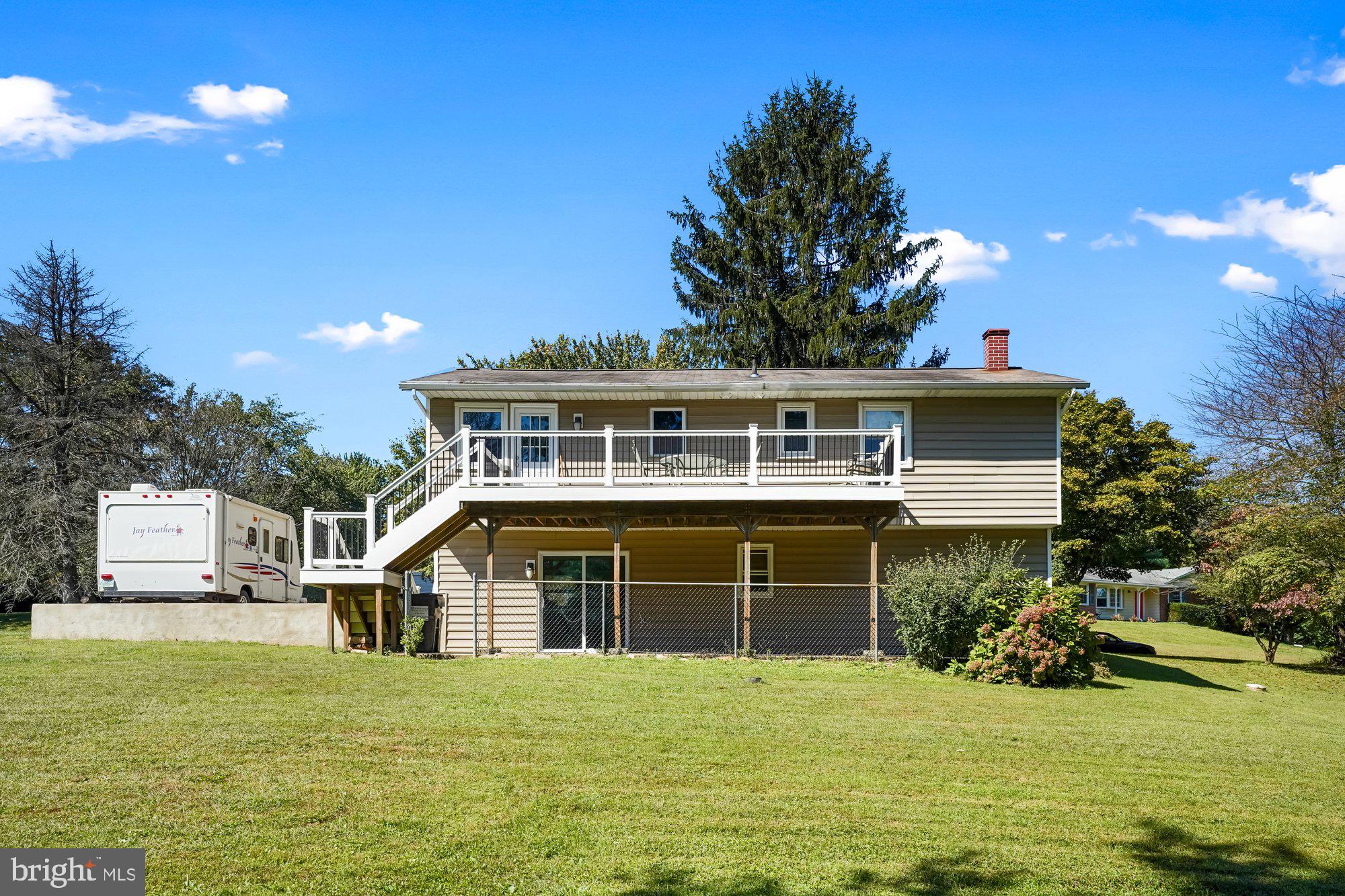 CLOVERDALE - Residential