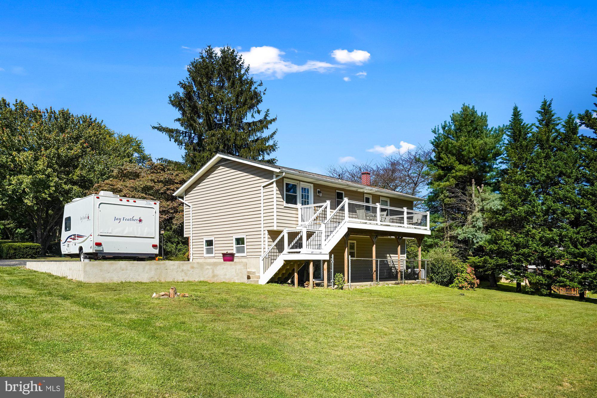 CLOVERDALE - Residential