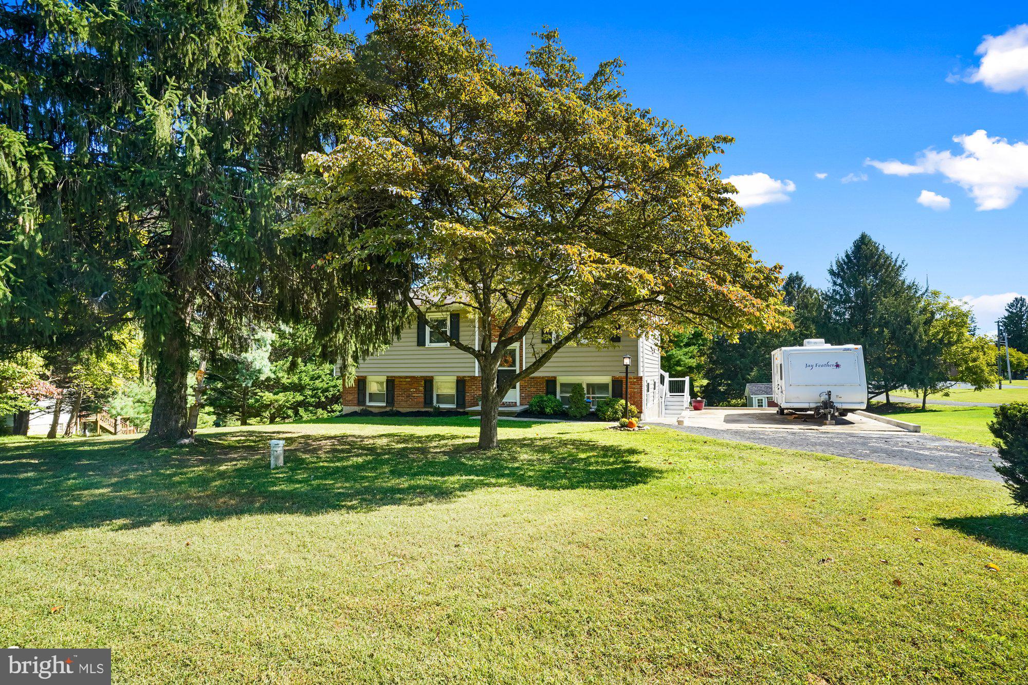 CLOVERDALE - Residential