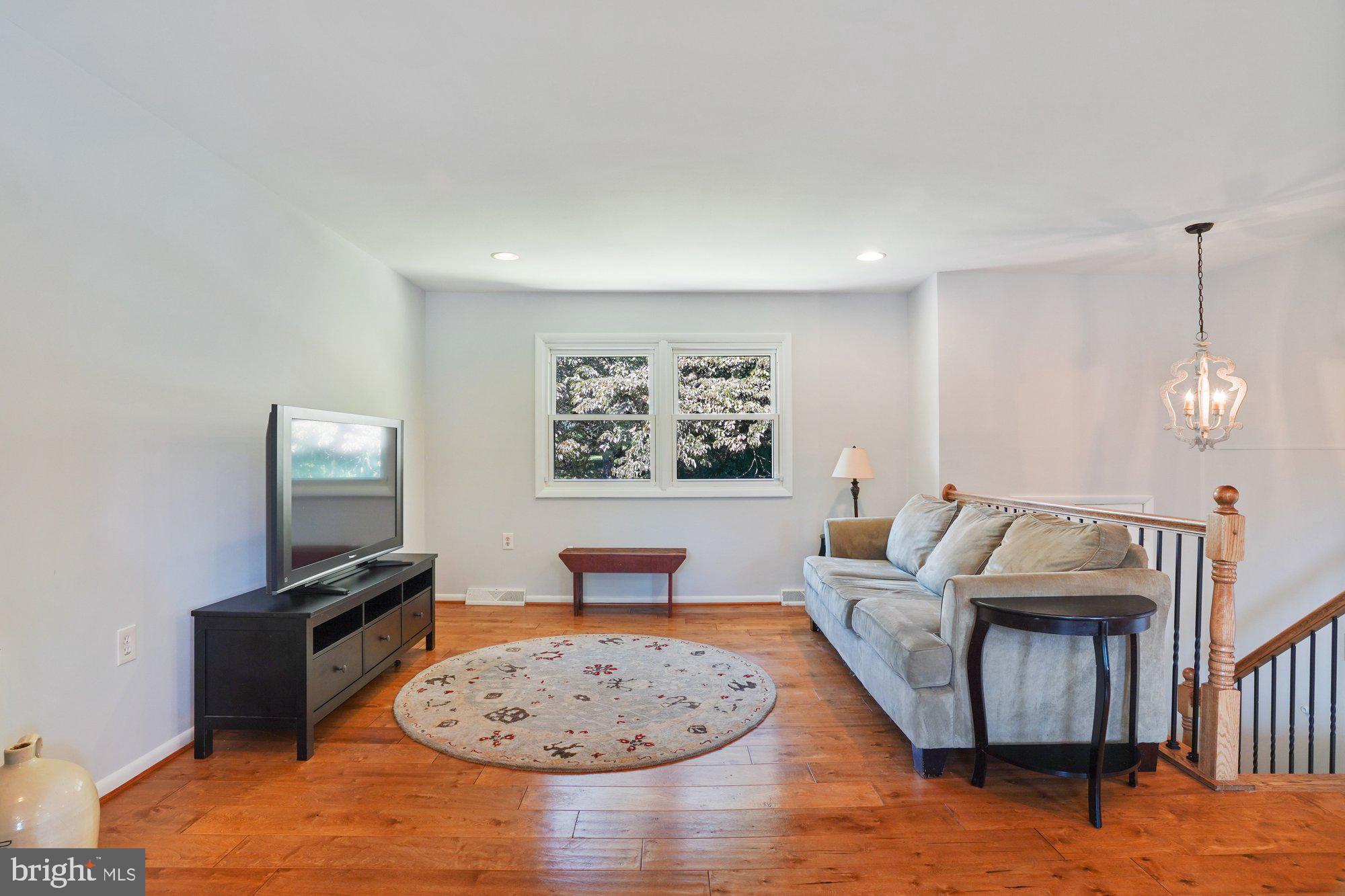 CLOVERDALE - Residential