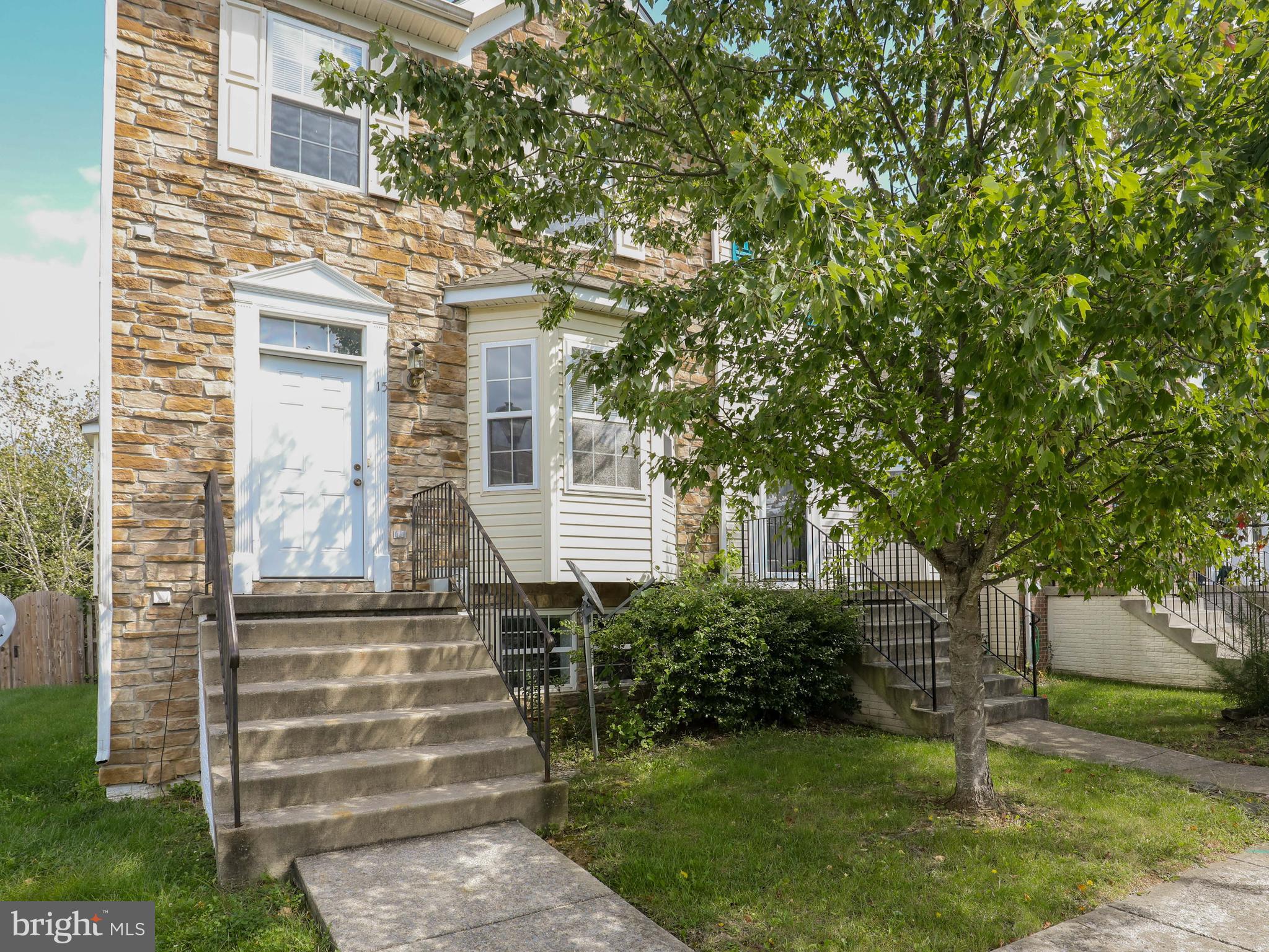 GREEN MEADOWS - Residential Lease