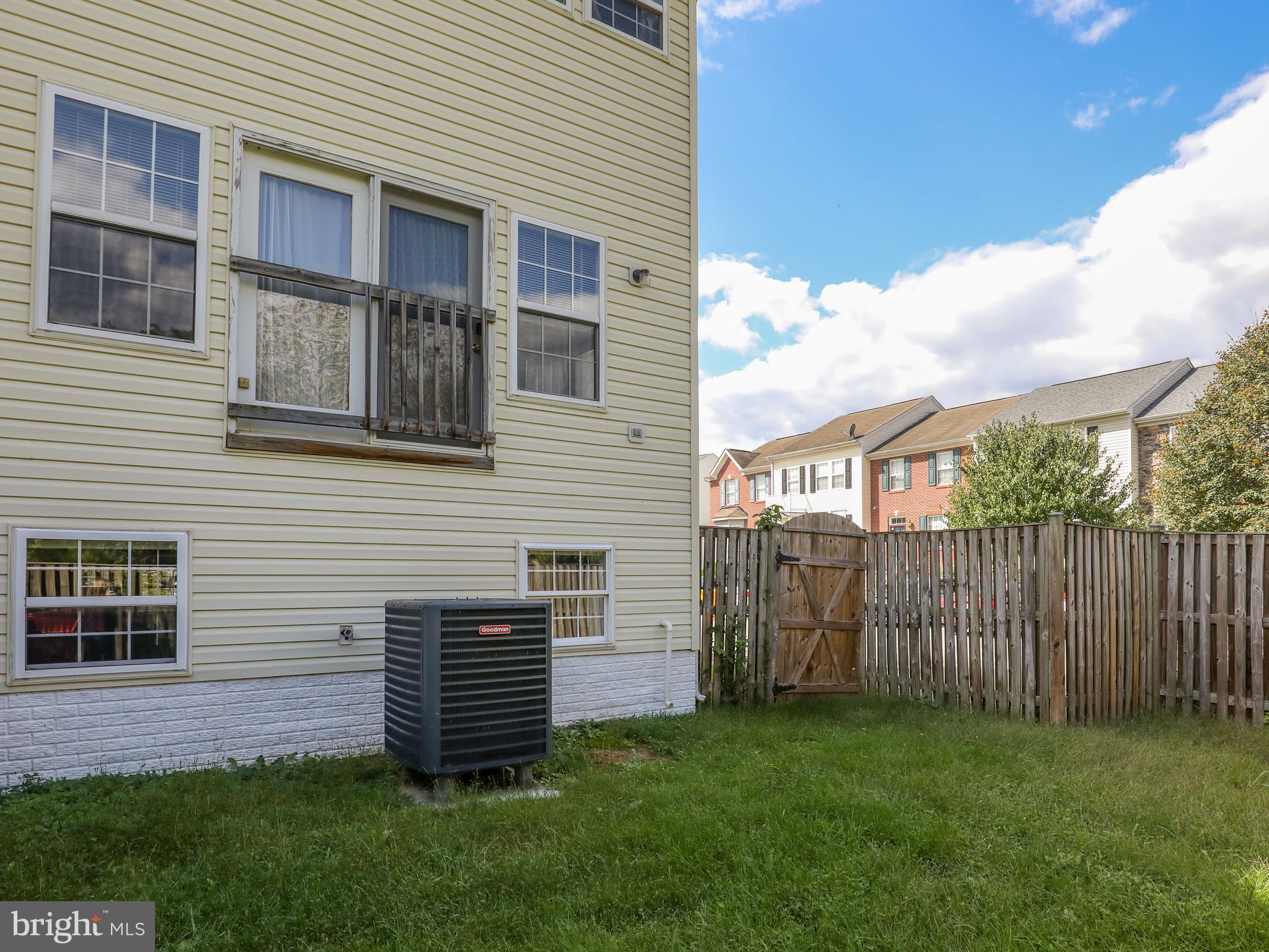 GREEN MEADOWS - Residential Lease