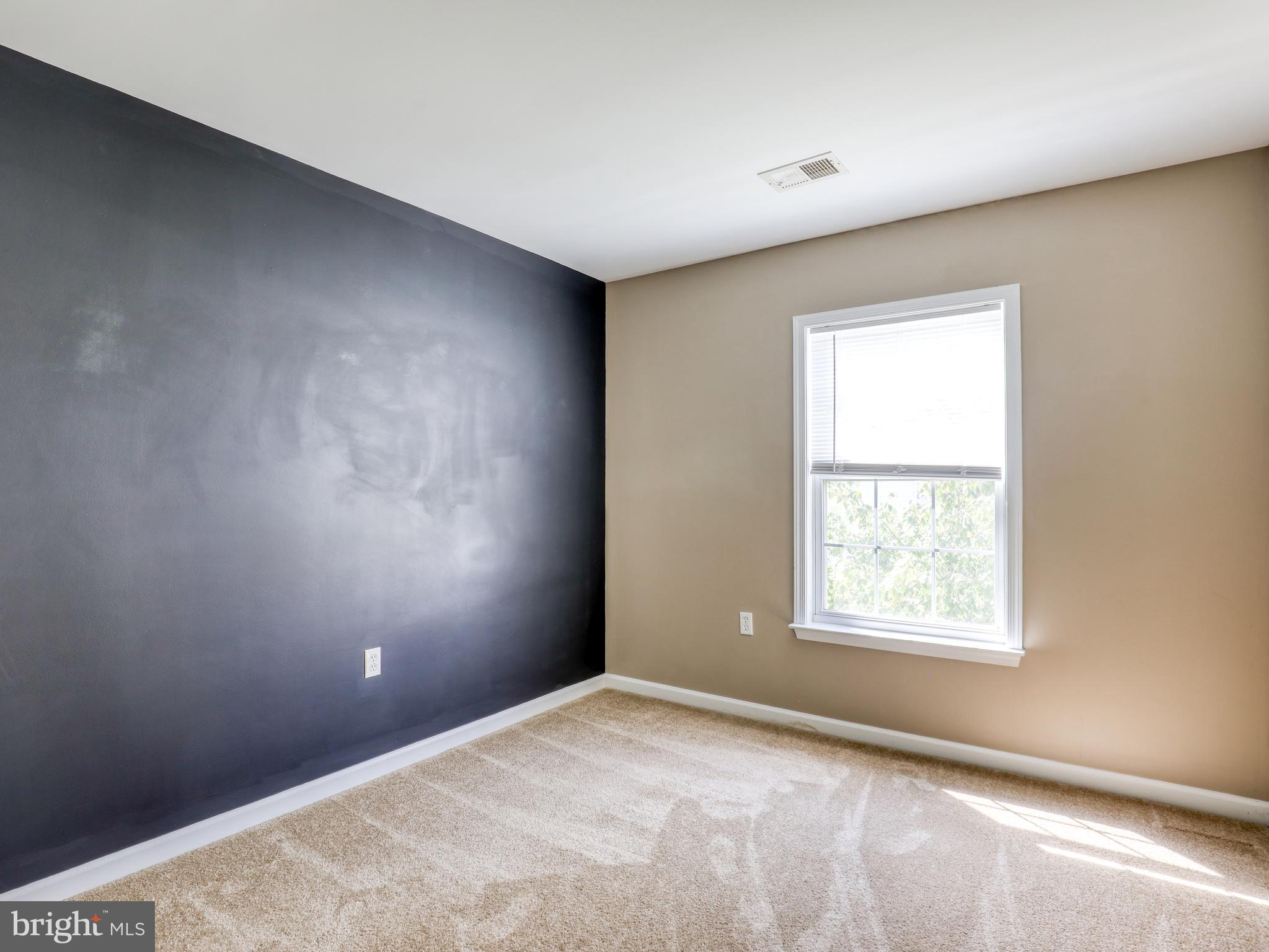 GREEN MEADOWS - Residential Lease