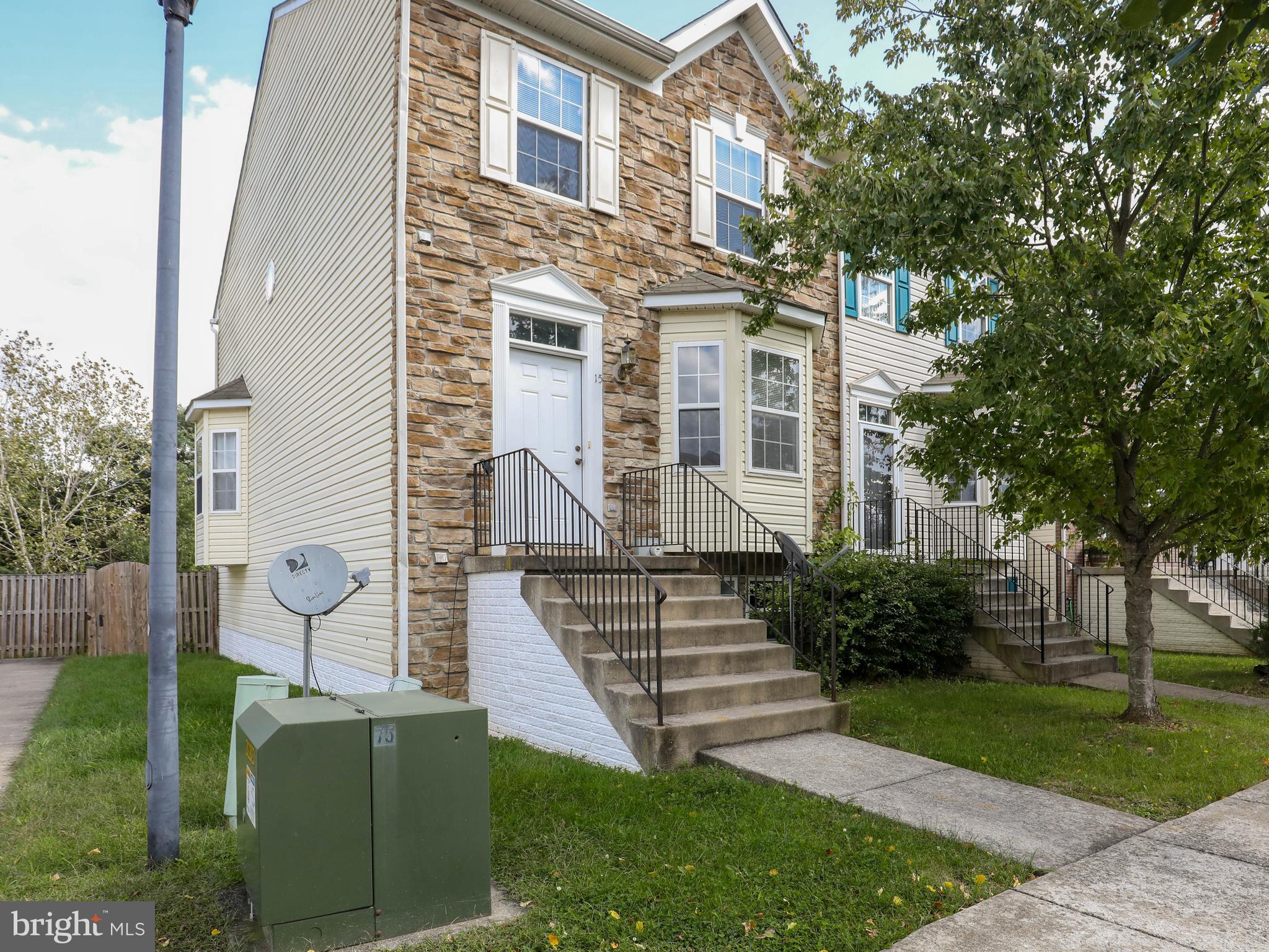 GREEN MEADOWS - Residential Lease