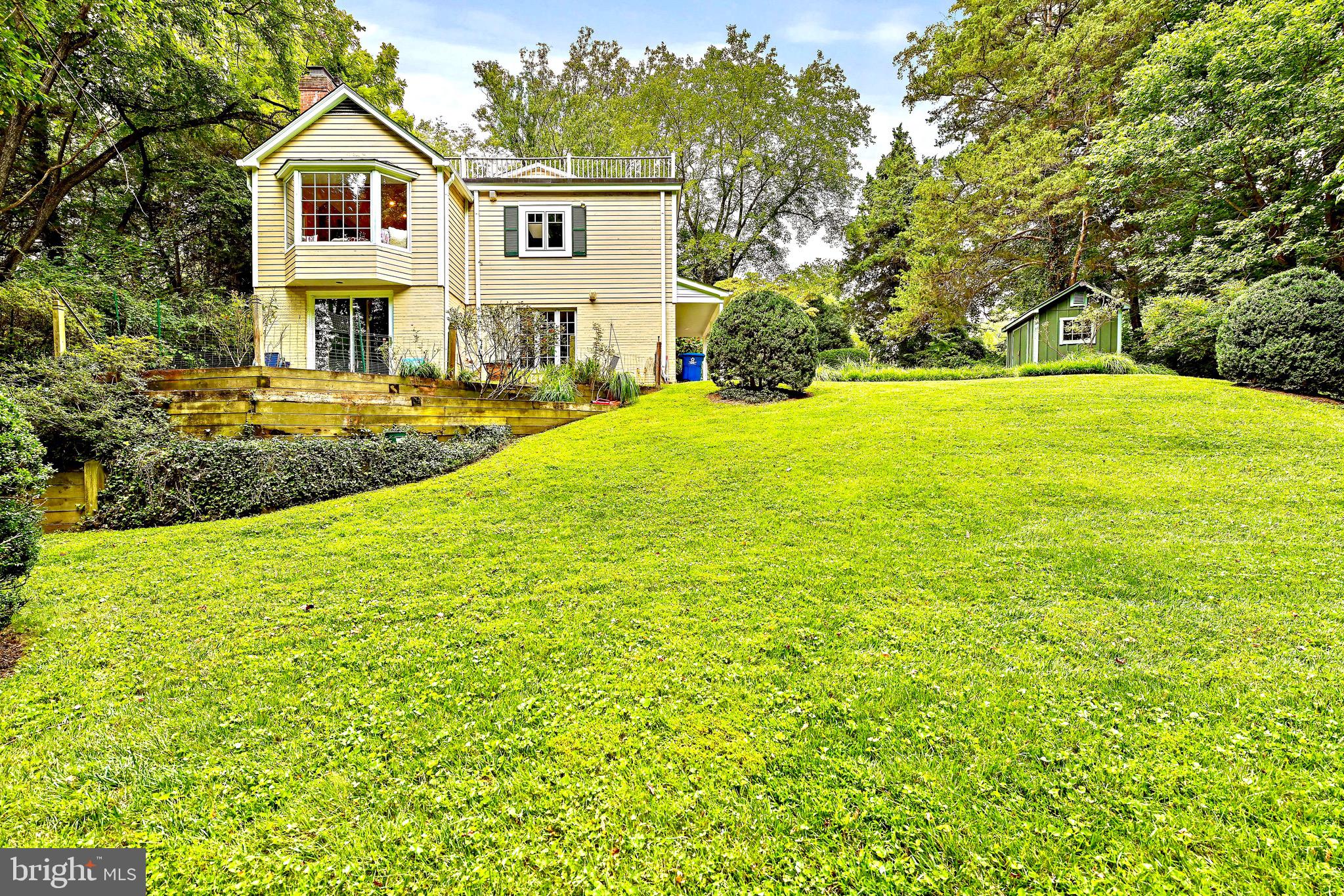 CLEARVIEW MANOR - Residential